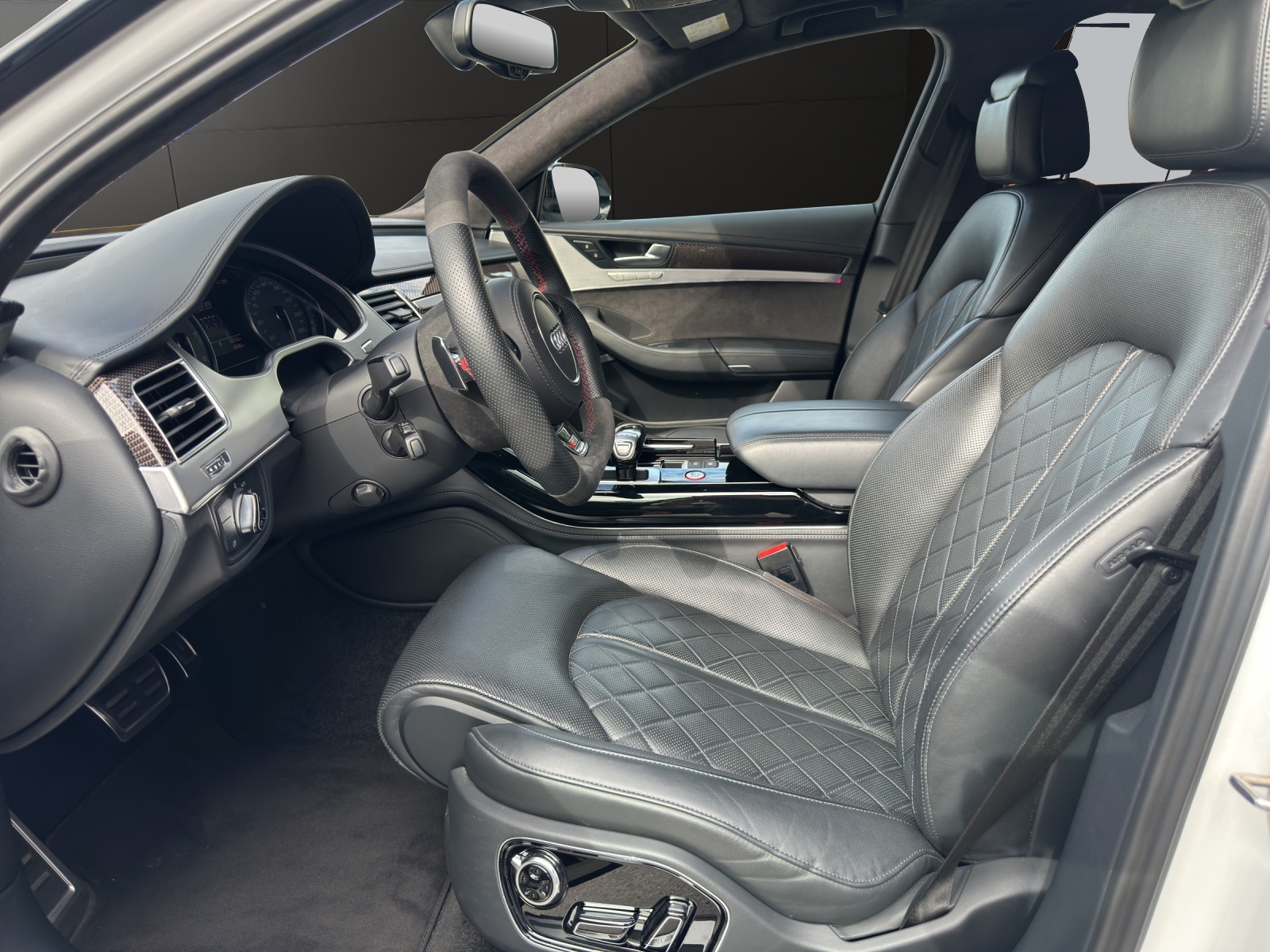AUDI S8 4.0 V8 TFSI plus qua. T-Tronic-image-8