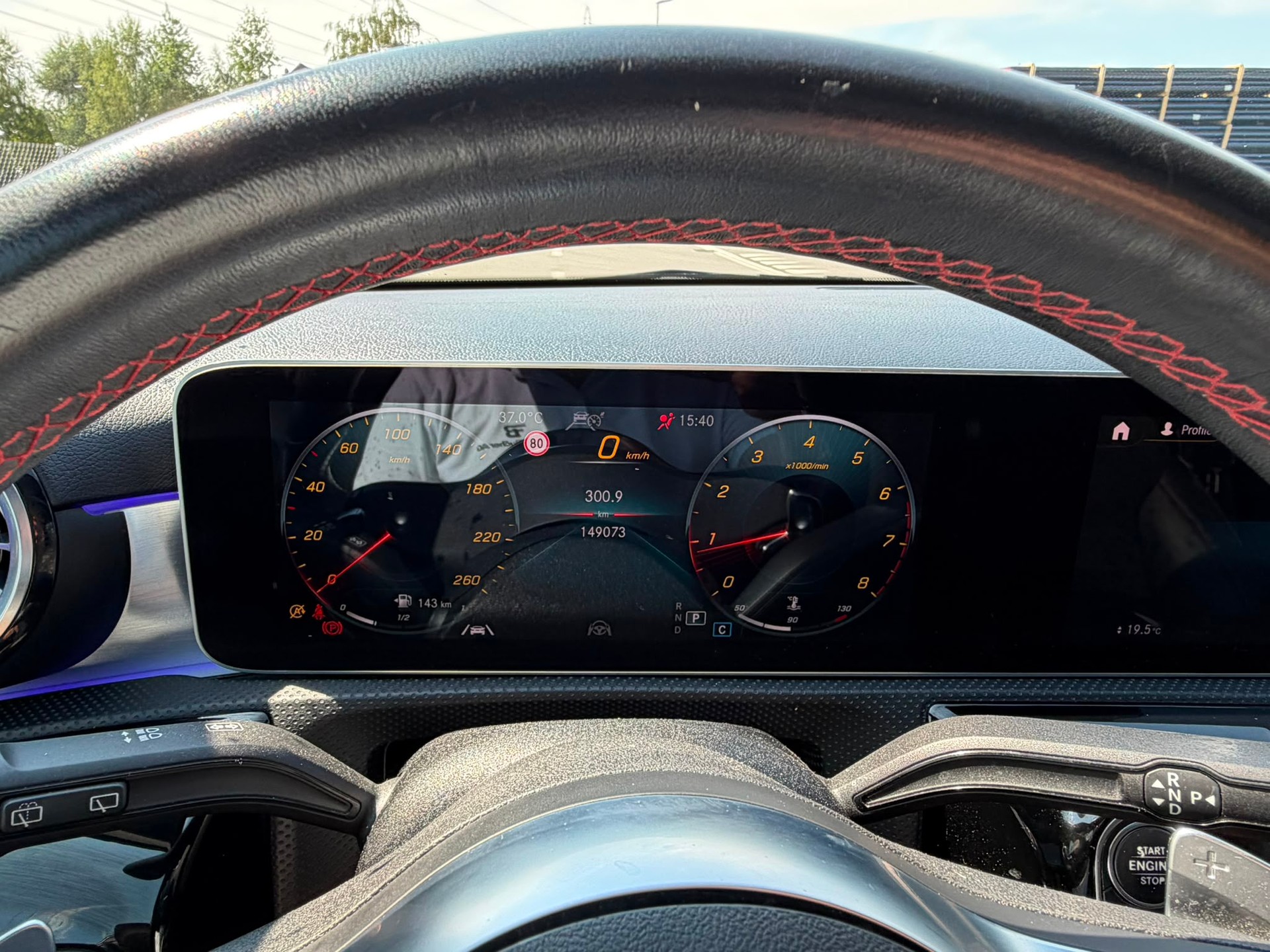 MERCEDES-BENZ A 200 AMG Line 7G-DCT-image-13