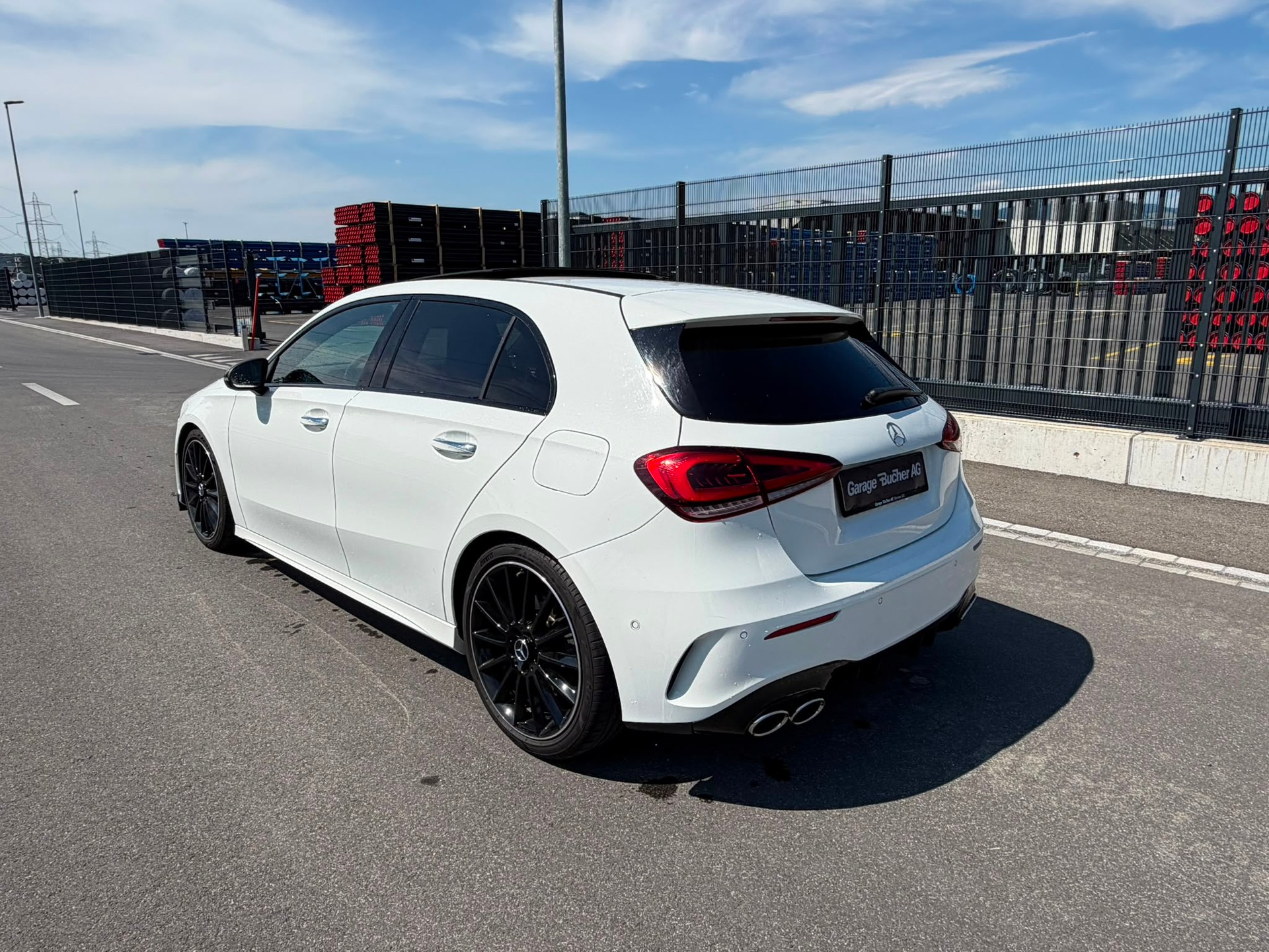 MERCEDES-BENZ A 200 AMG Line 7G-DCT-image-4