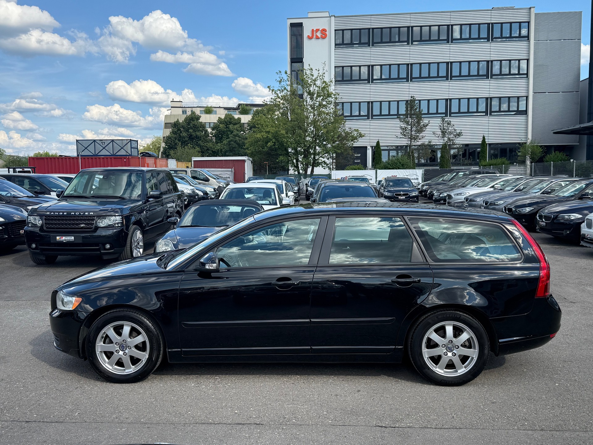 VOLVO V50 DRIVe Start/Stop / Ab MFK 09.2025 / Zahnriemen ersetzt / 8-fach Alu / Tempomat / Sitzheizung / Kindersitz integriert-image-6