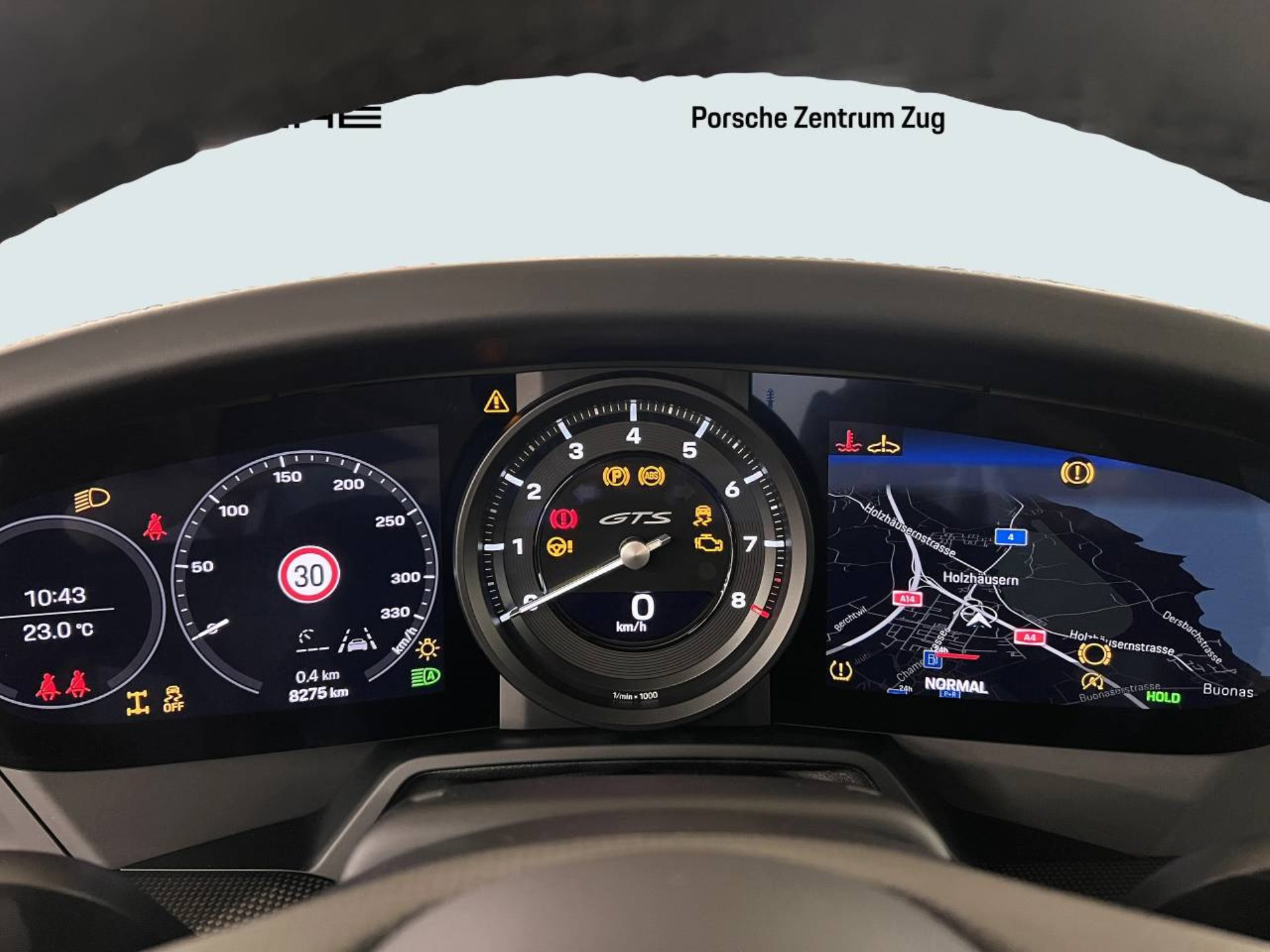 PORSCHE 911 Carrera 4 GTS-image-24