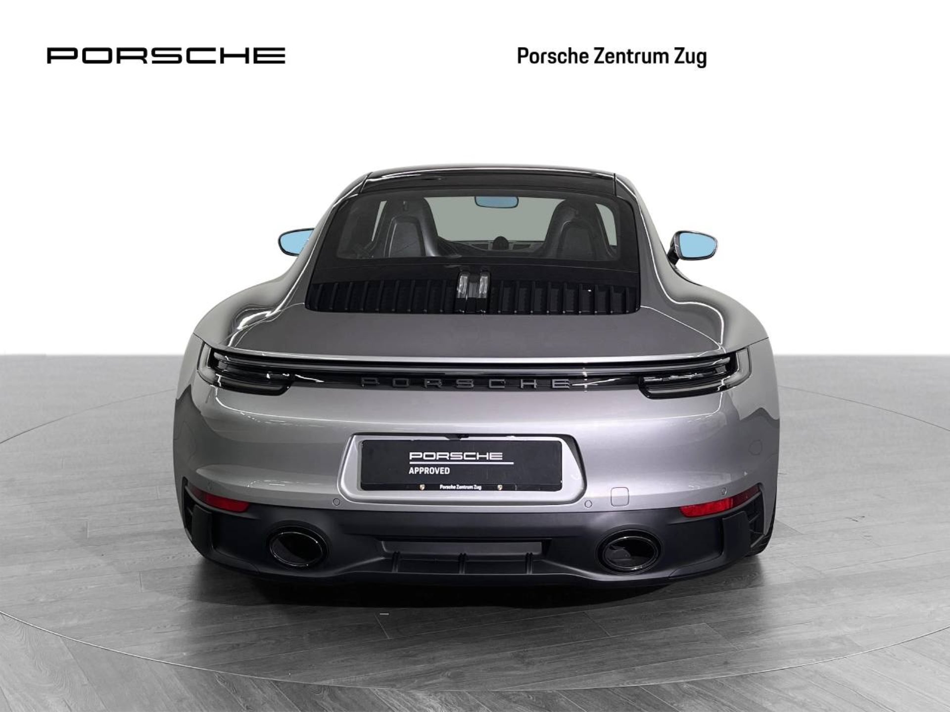 PORSCHE 911 Carrera 4 GTS-image-6