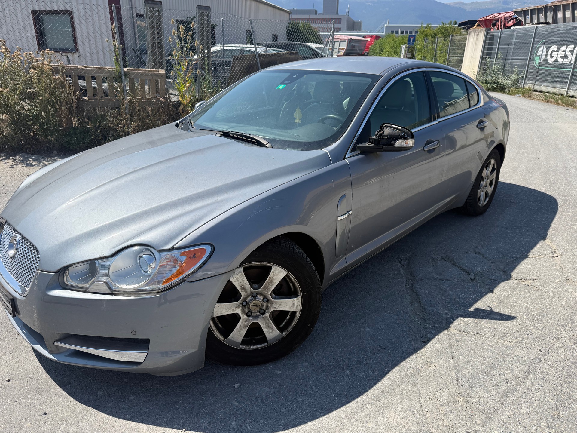 JAGUAR XF 2.7d V6 Premium Luxury-image-1