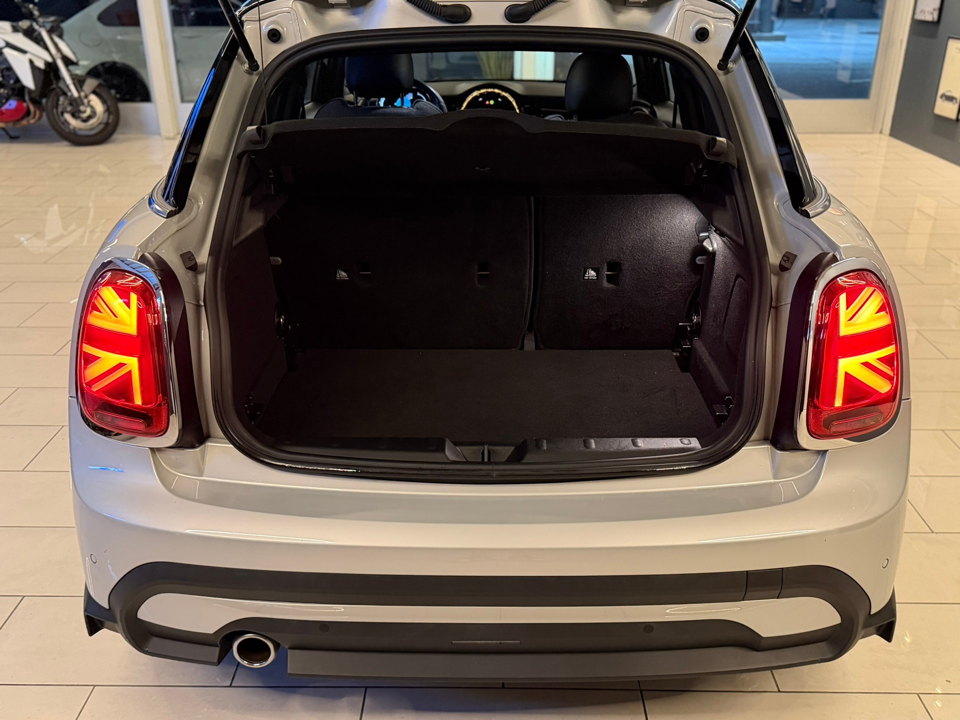 MINI Cooper Steptronic DKG-image-6