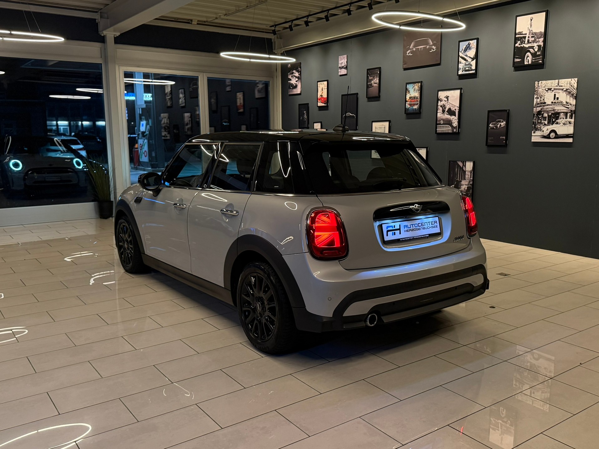 MINI Cooper Steptronic DKG-image-4