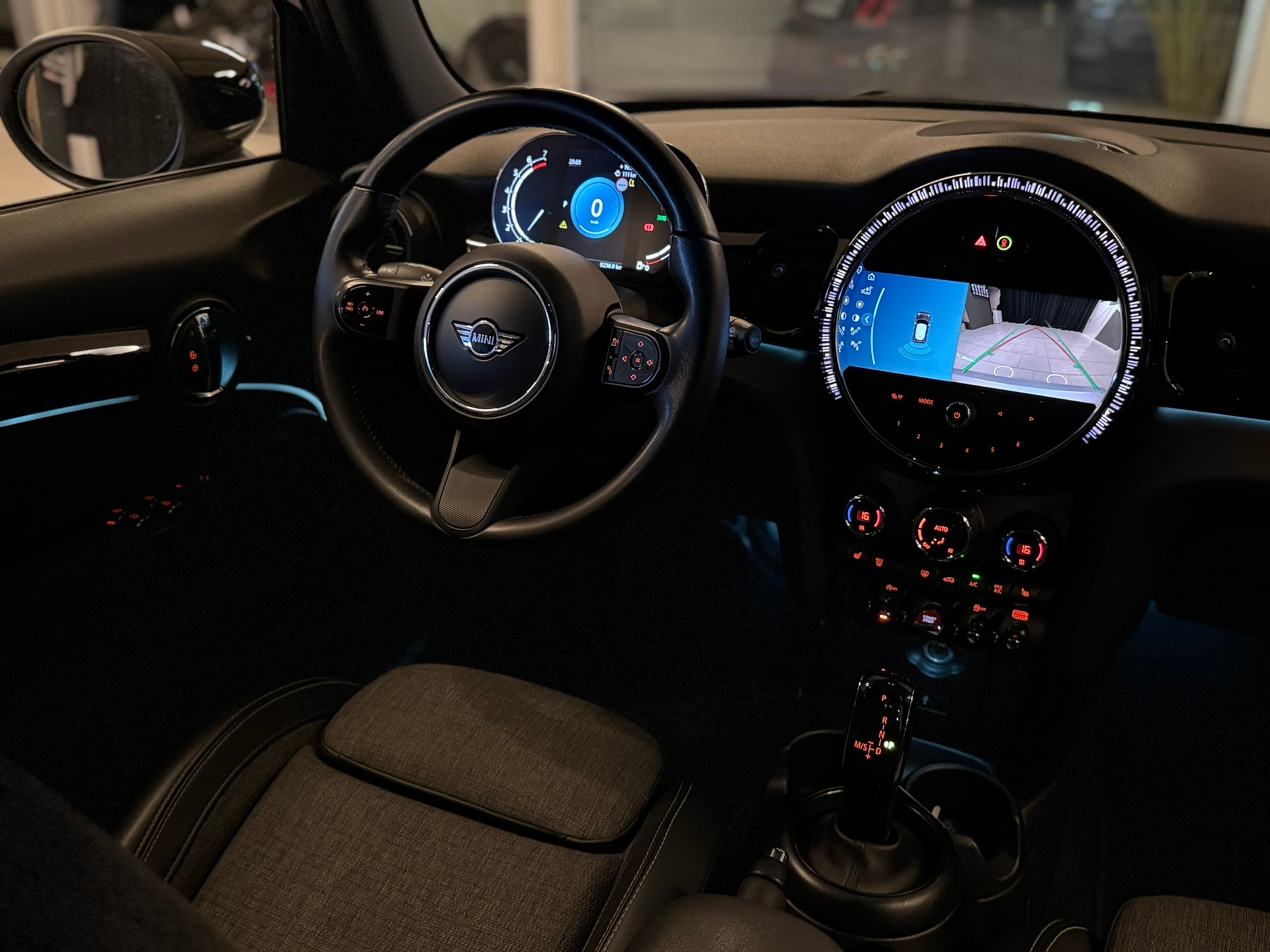 MINI Cooper Steptronic DKG-image-10