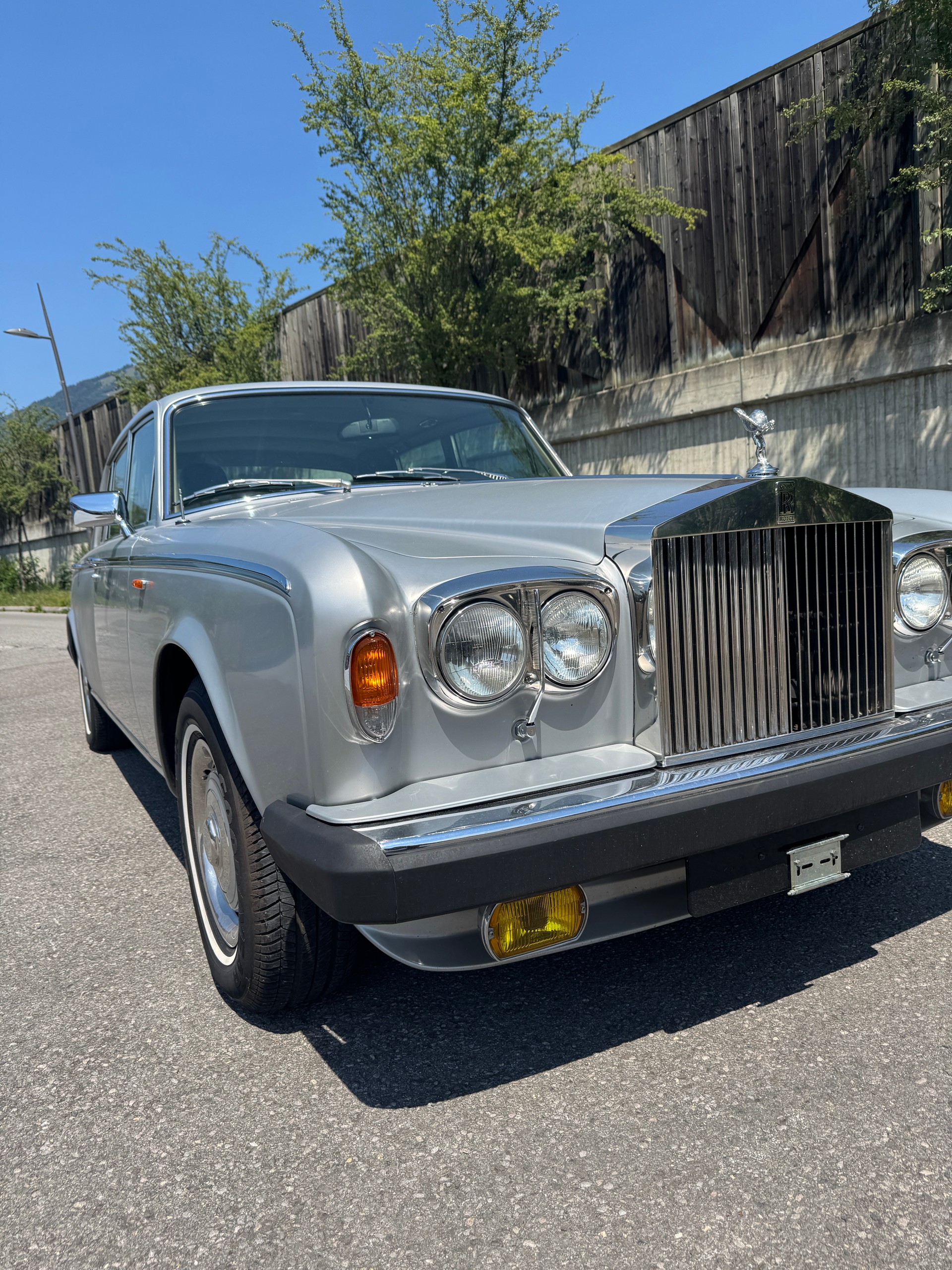 ROLLS-ROYCE 2-image-1