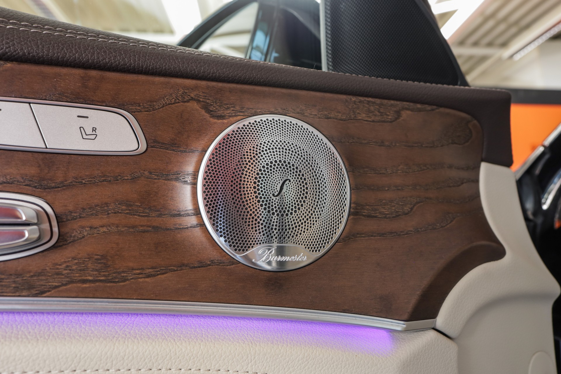 MERCEDES-BENZ E 220 d Avantgarde 9G-Tronic-image-10