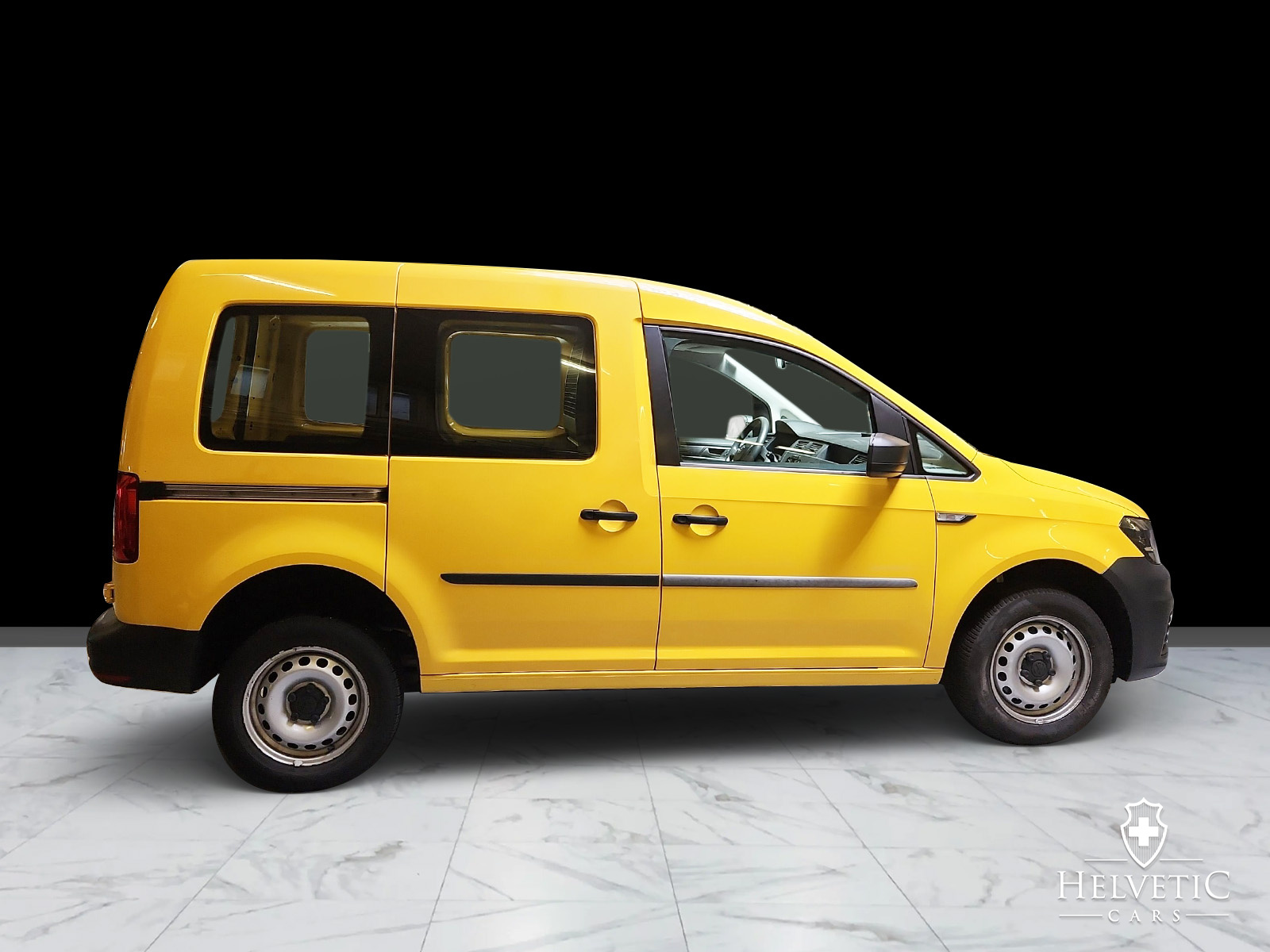 VW Caddy 2.0TDI 4Motion BlueMotion Technology-image-2