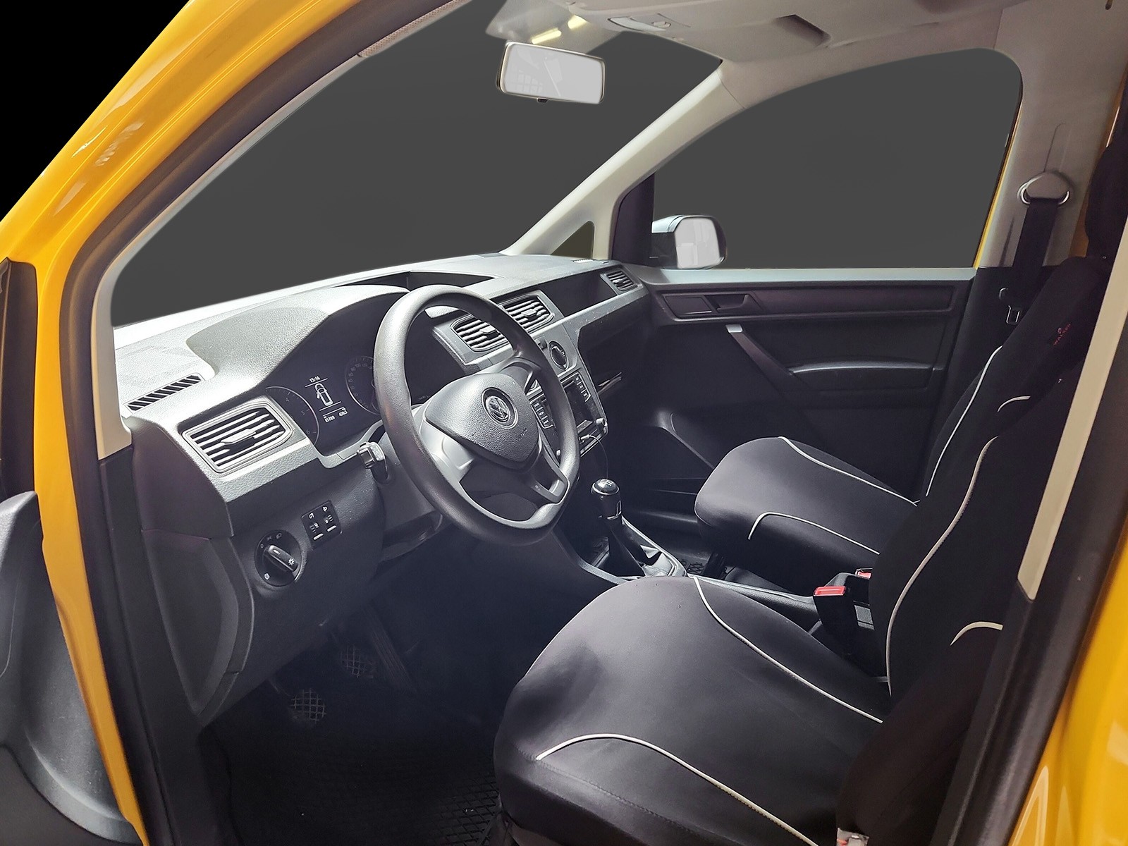 VW Caddy 2.0TDI 4Motion BlueMotion Technology-image-6