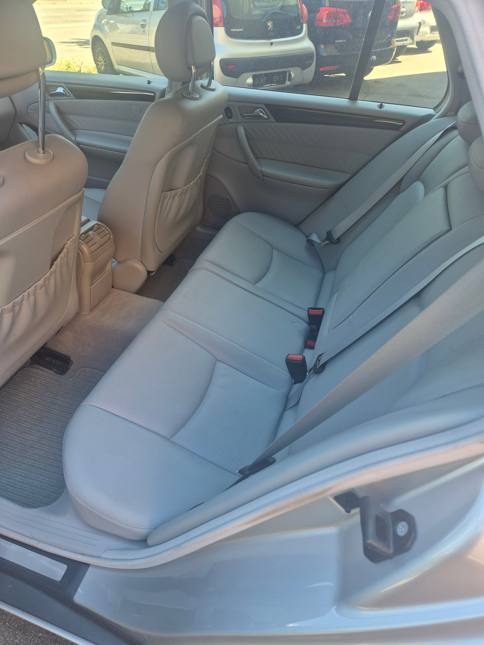 MERCEDES-BENZ C 240 Avantgarde 4Matic Automatic-image-0