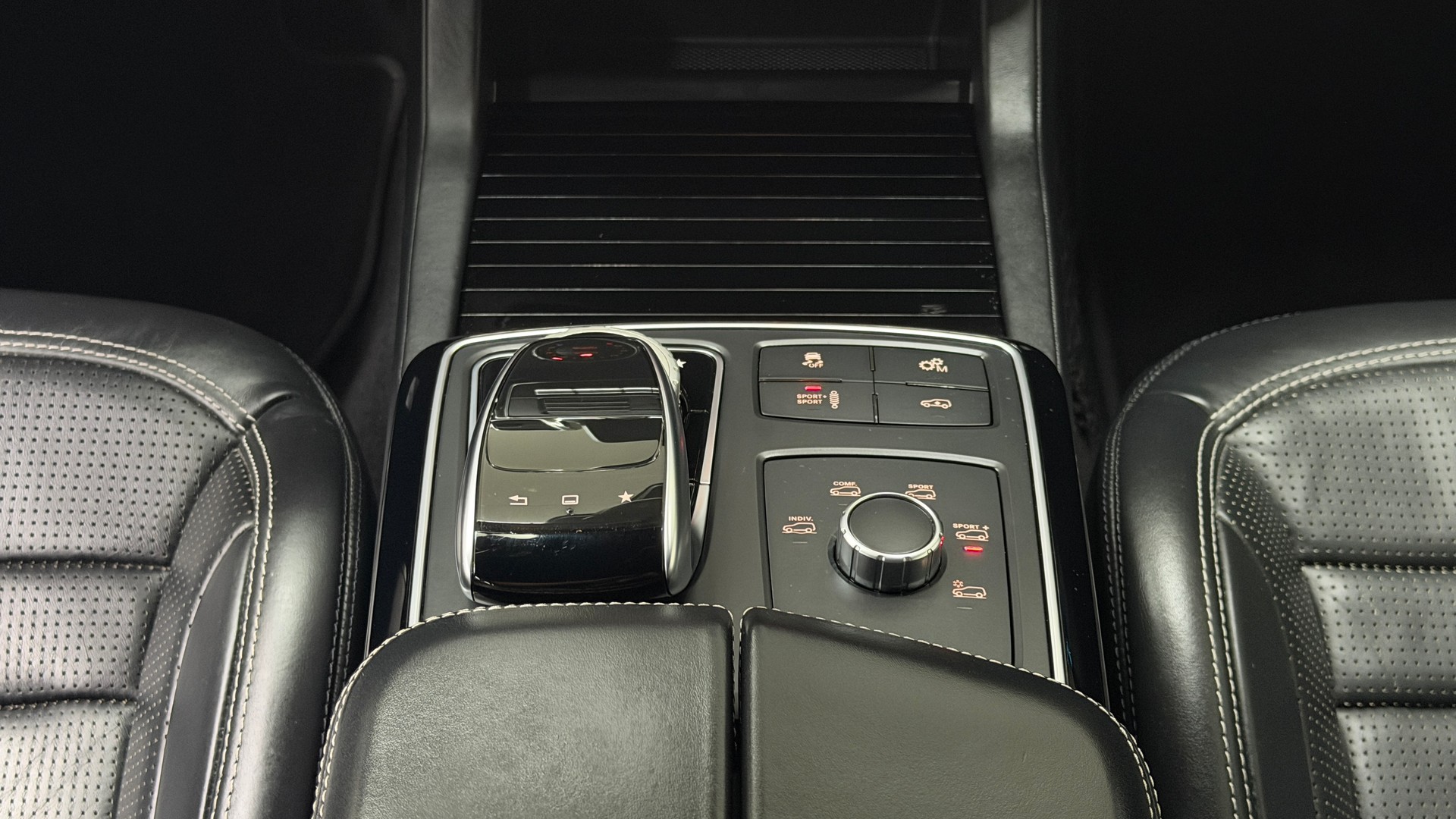 MERCEDES-BENZ GLE Coupé 63 S AMG 4Matic Speedshift-image-14
