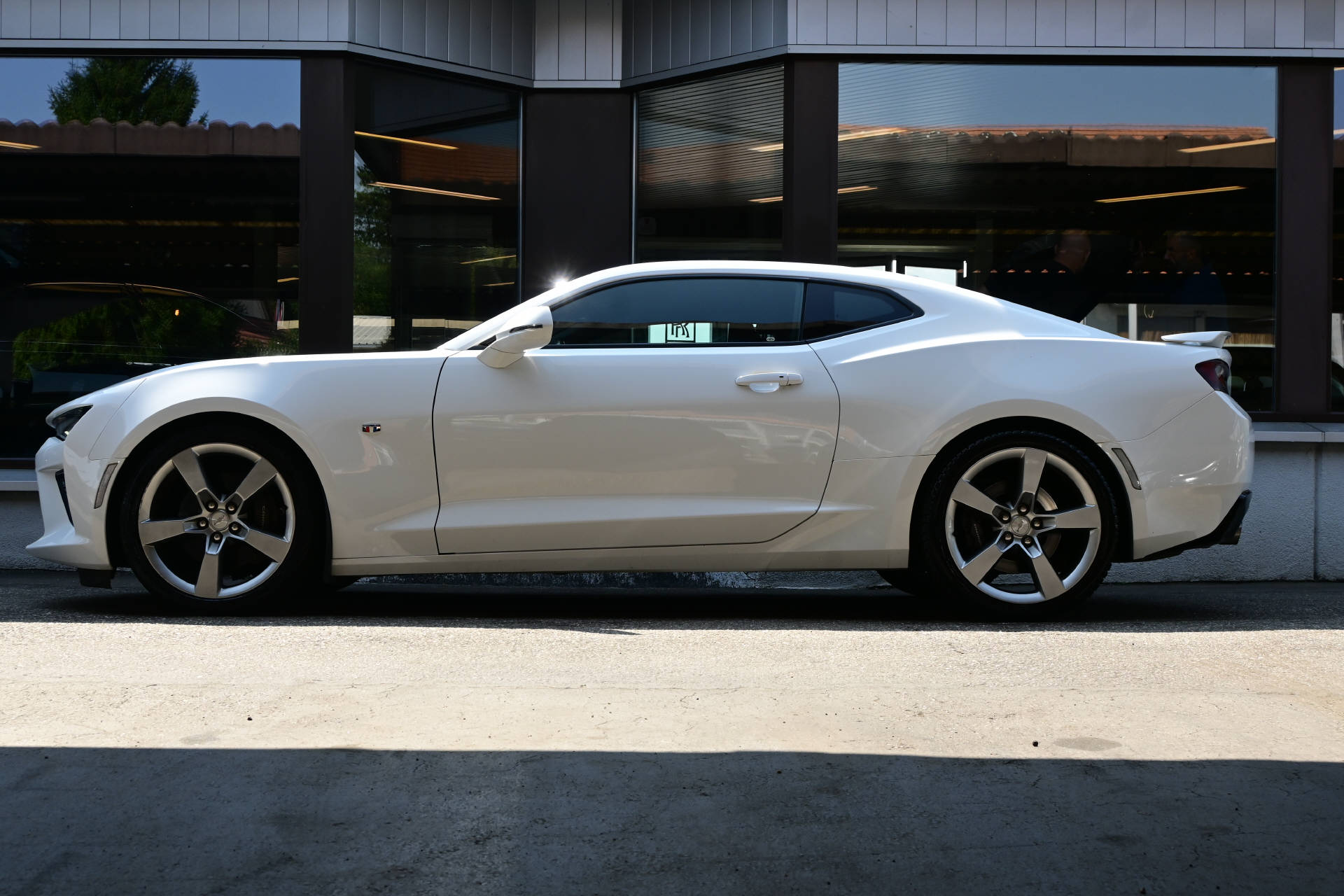 CHEVROLET Camaro 6.2 V8 SS *CH-Auto*ab Service*-image-3