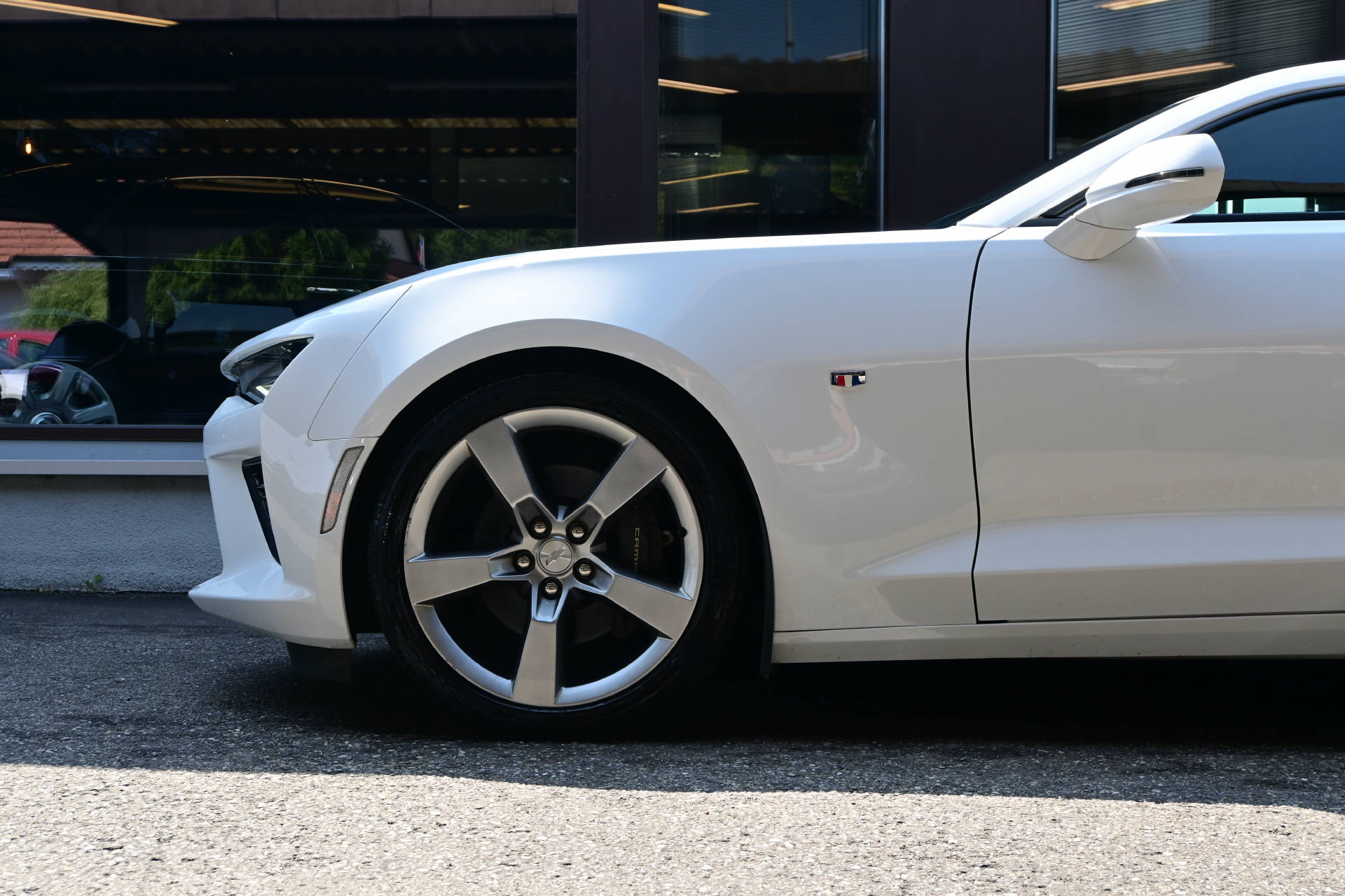 CHEVROLET Camaro 6.2 V8 SS *CH-Auto*ab Service*-image-4