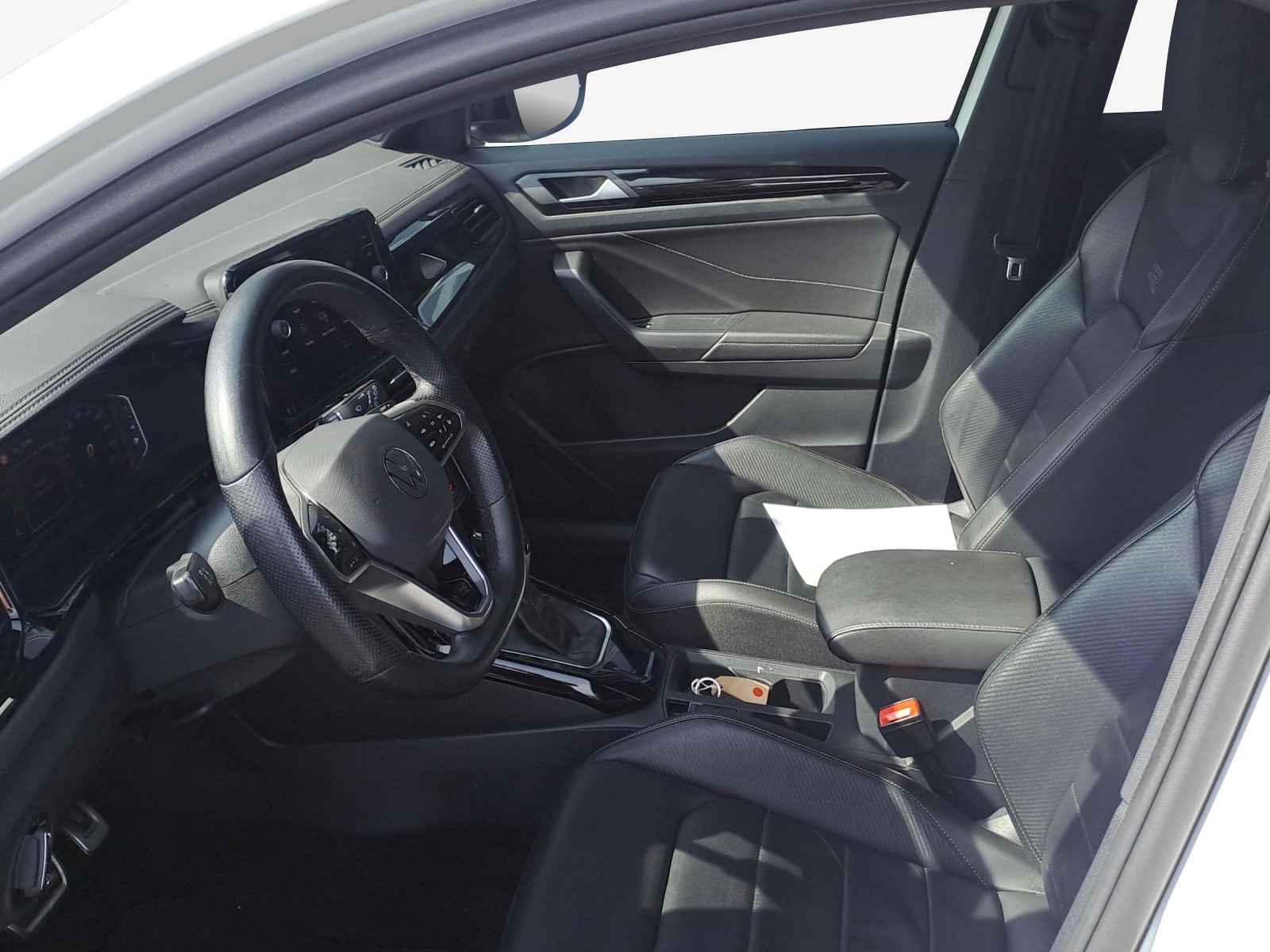 VW T-Roc 1.5 TSI EVO R-Line DSG-image-7