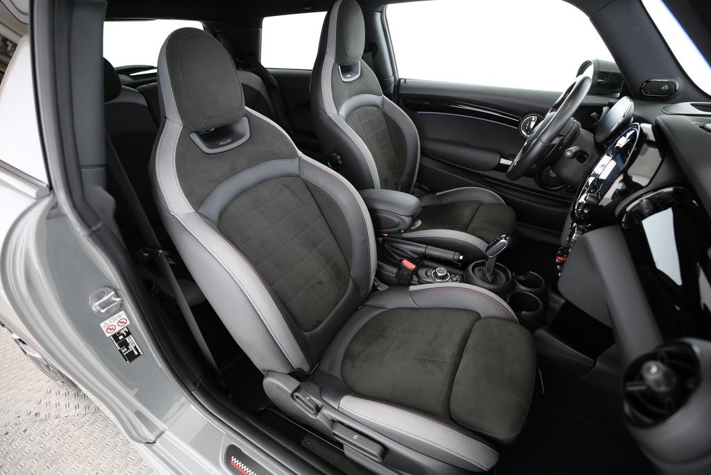 MINI F56 2.0i John Cooper Works-image-14
