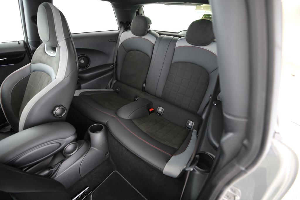 MINI F56 2.0i John Cooper Works-image-13