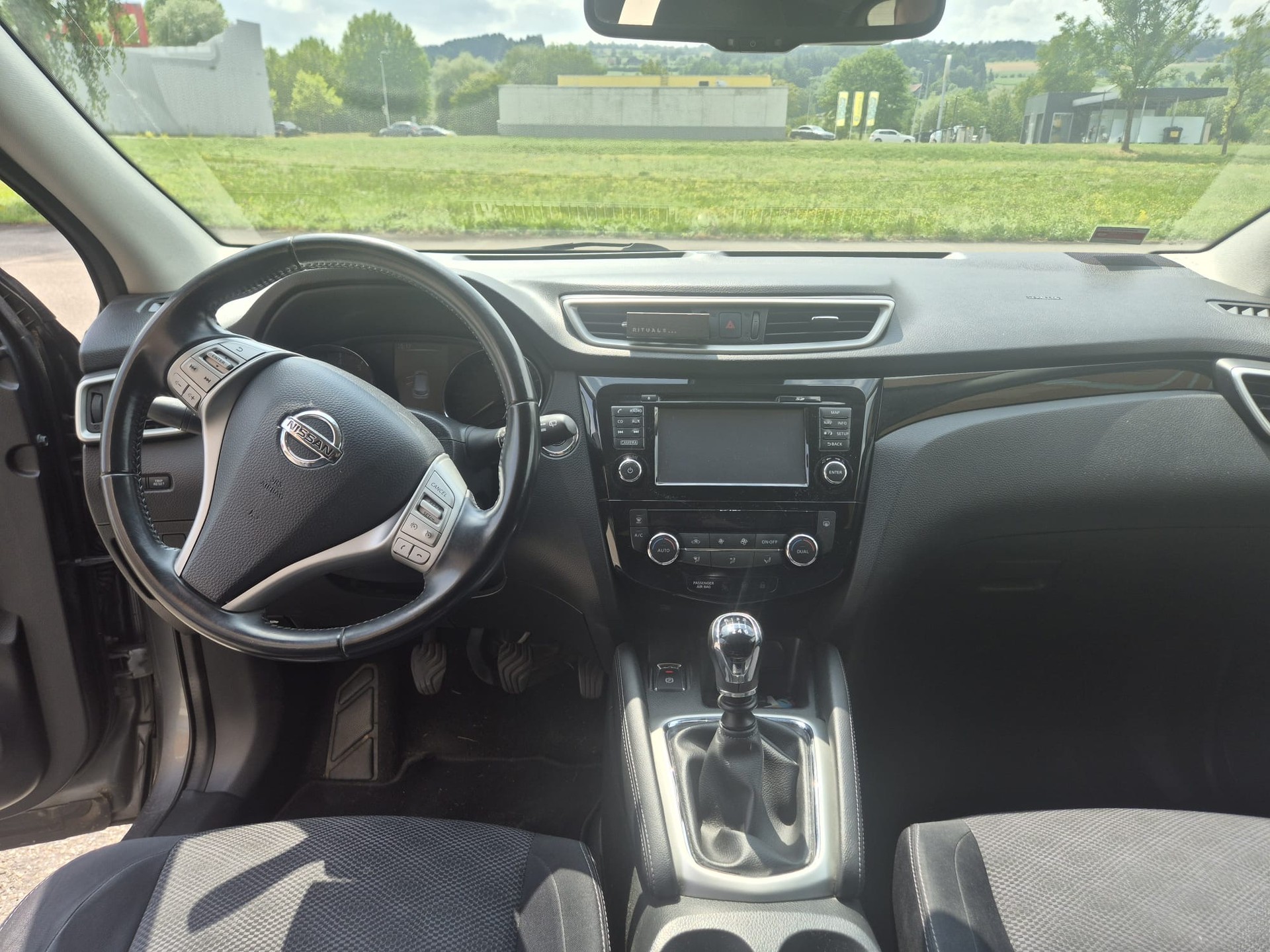 NISSAN Qashqai 1.2 DIG-T 360°-image-4