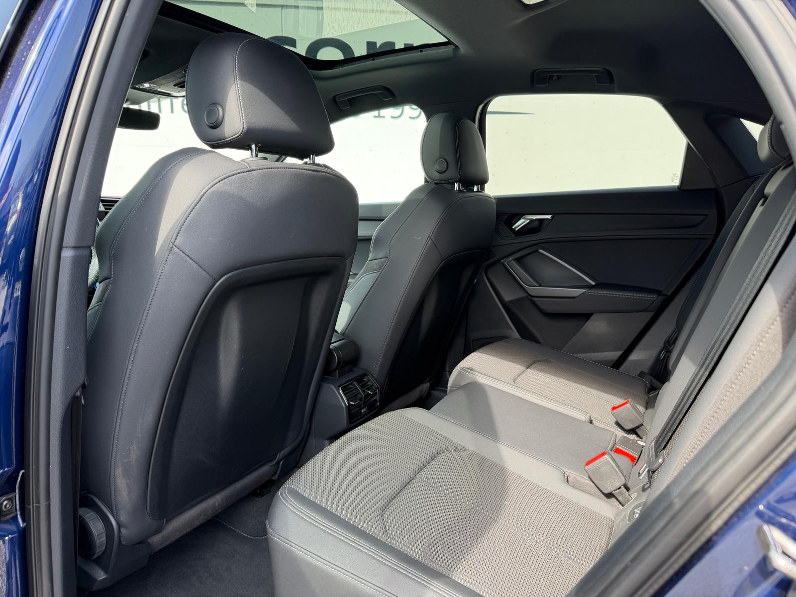 AUDI Q3 Sportback 40 TFSI S line quattro S-tronic-image-6