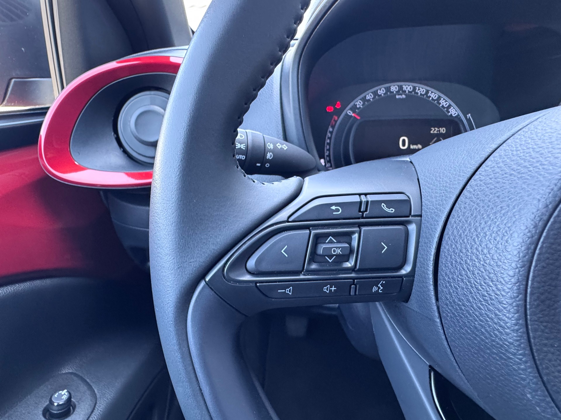 TOYOTA Aygo X 1.0 VVT-i Trend-image-14