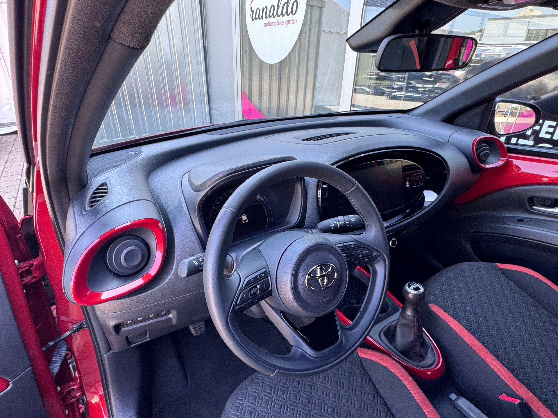 TOYOTA Aygo X 1.0 VVT-i Trend-image-9