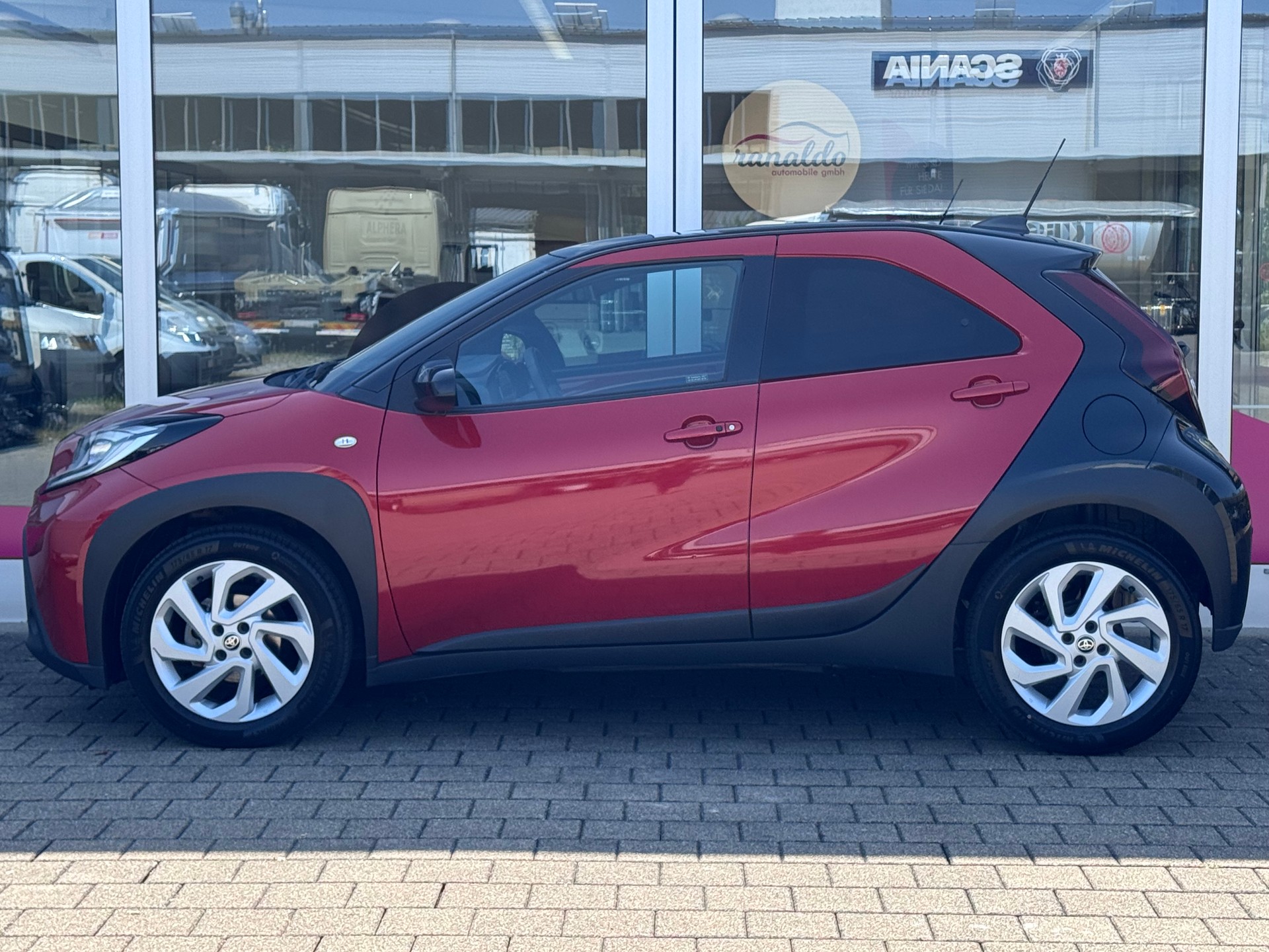 TOYOTA Aygo X 1.0 VVT-i Trend-image-4