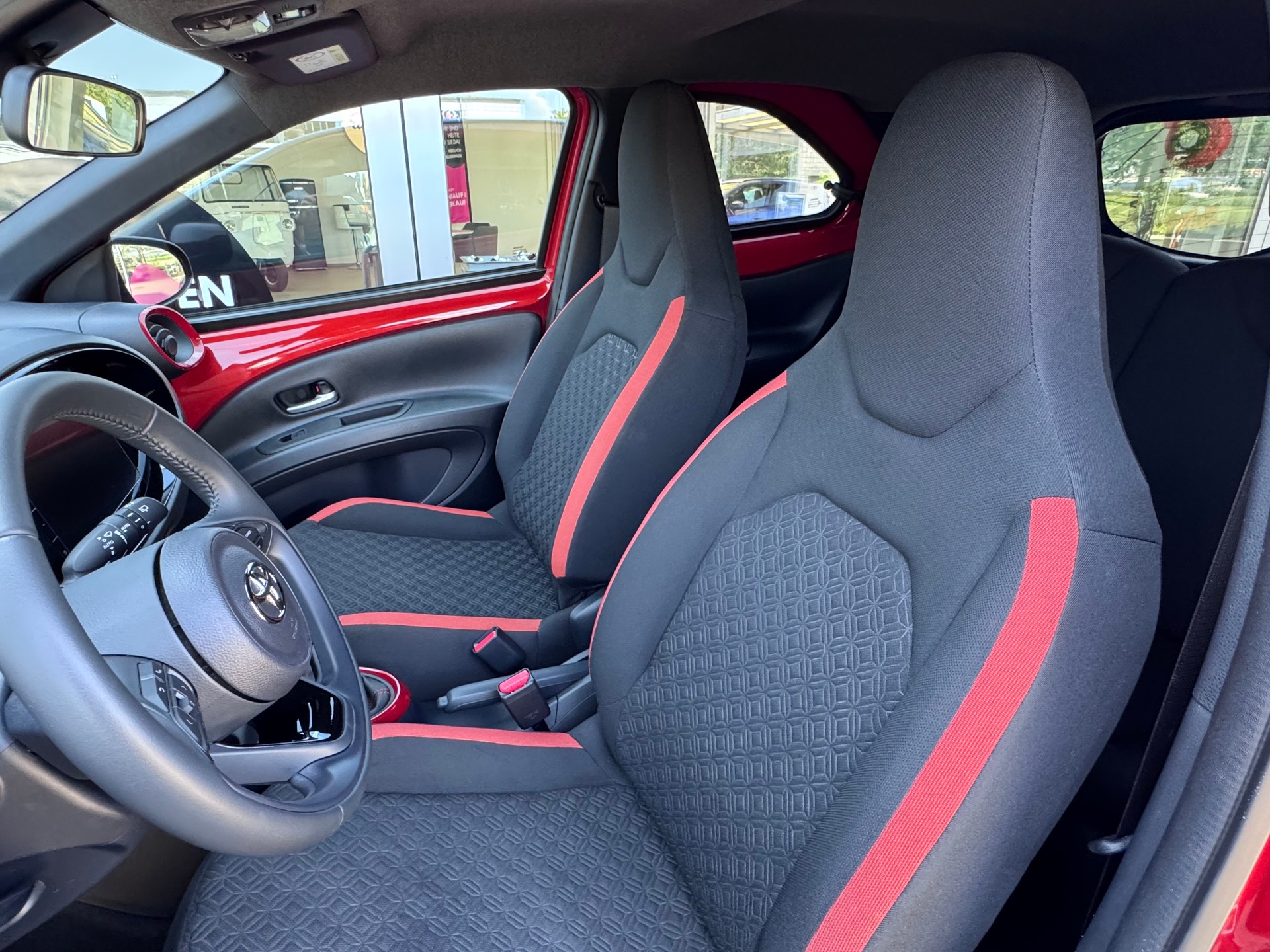 TOYOTA Aygo X 1.0 VVT-i Trend-image-10