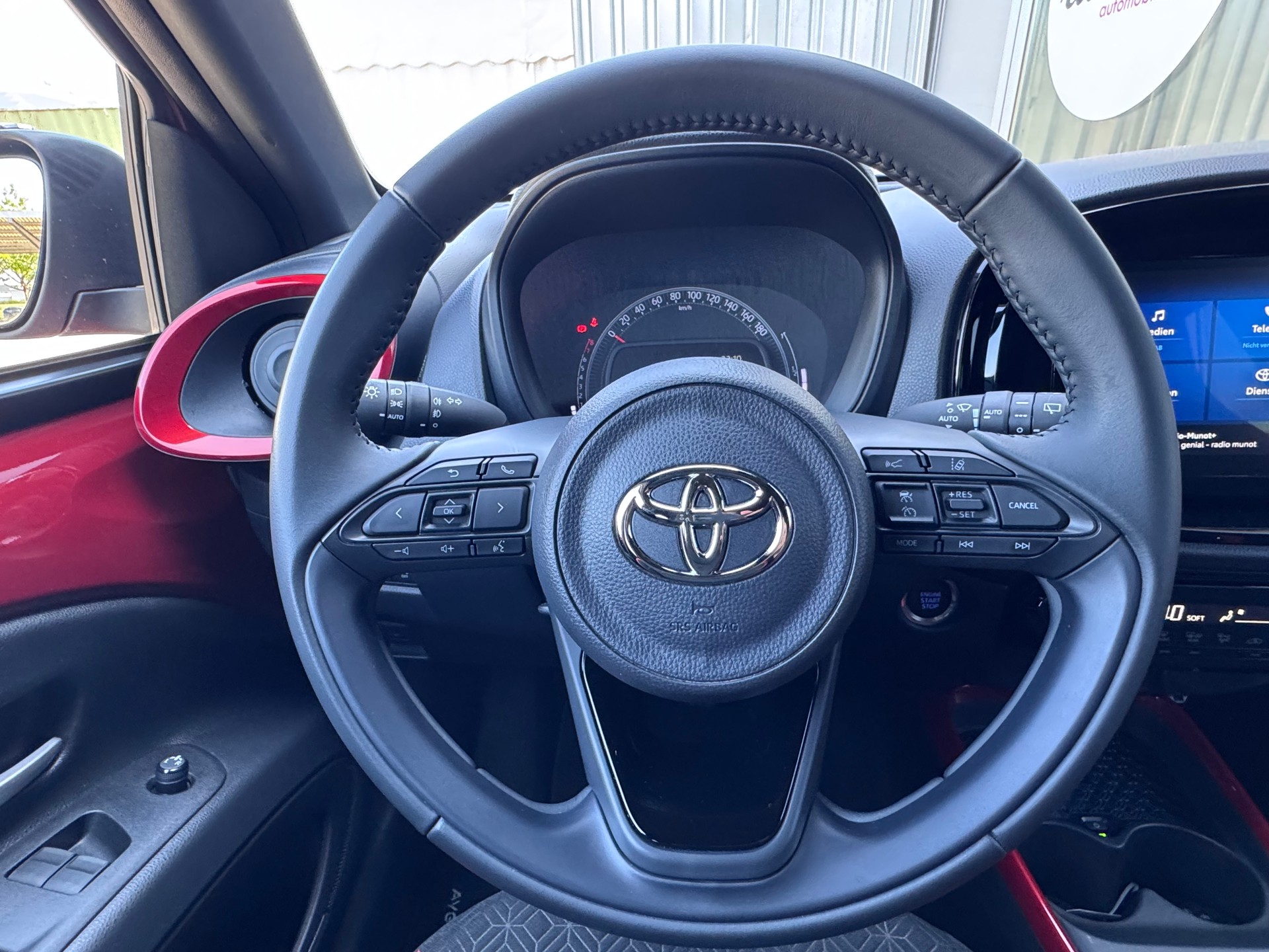 TOYOTA Aygo X 1.0 VVT-i Trend-image-13