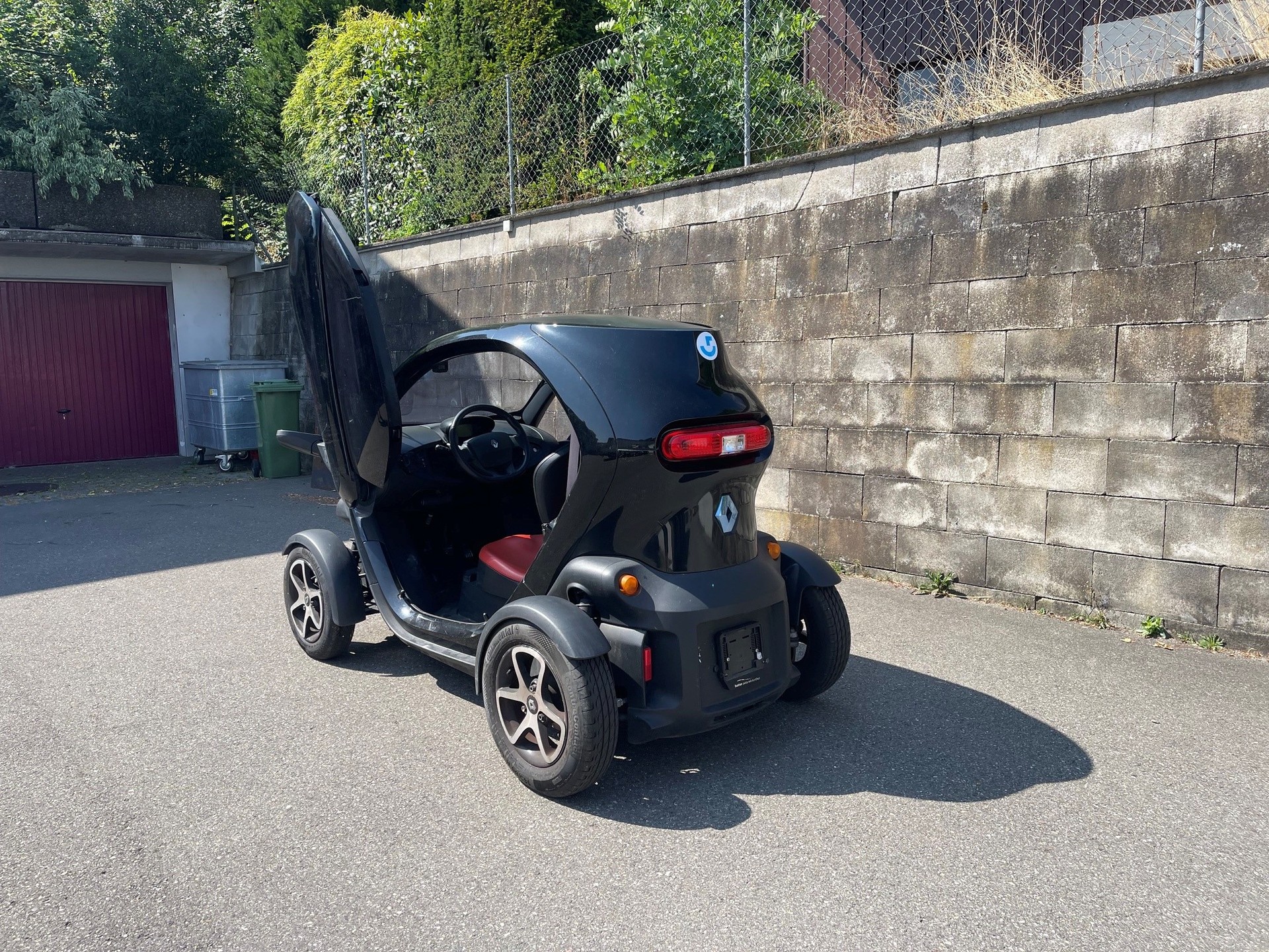 RENAULT Twizy Z.E. Color-image-1