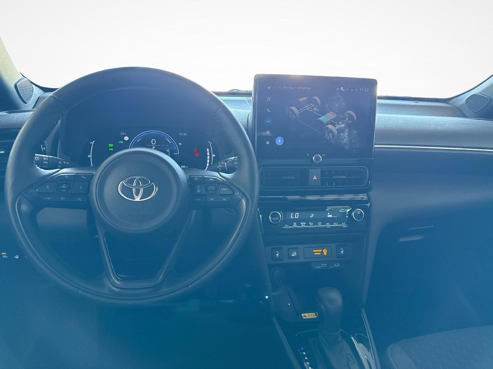 TOYOTA Yaris Cross 1.5 VVT-i HSD Trend AWD-i-image-8