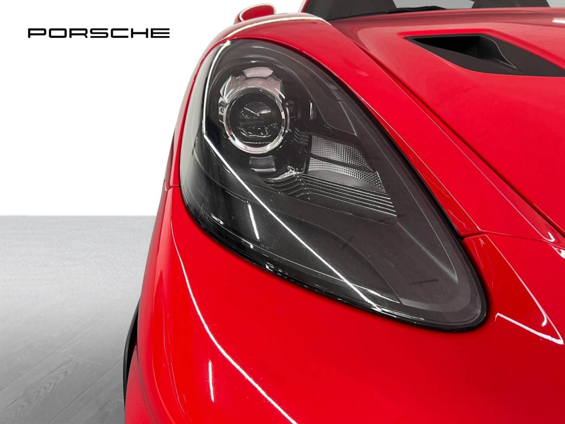 PORSCHE 718 Cayman GT4 RS-image-11
