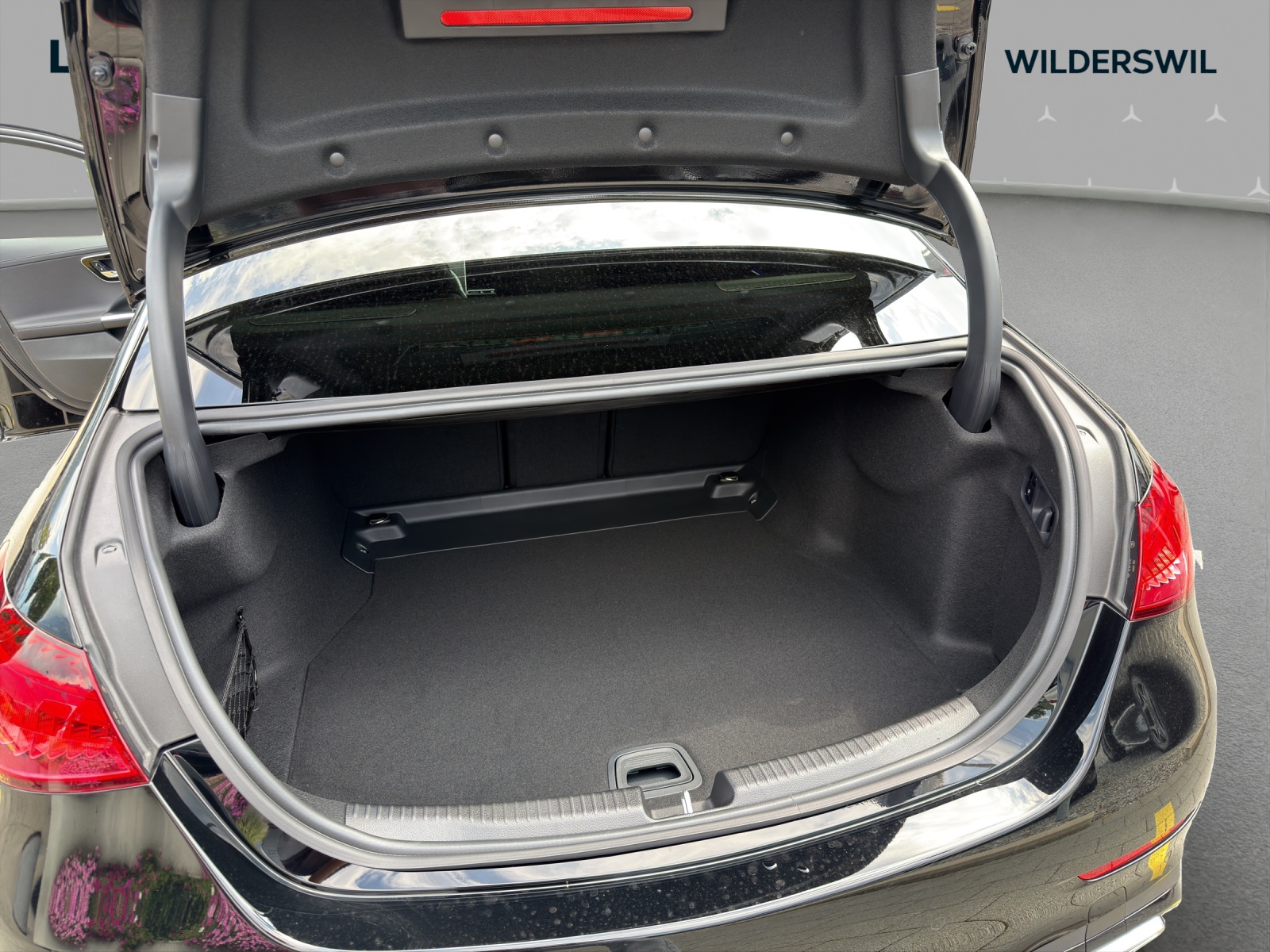 MERCEDES-BENZ C 220 d 4 Matic Swiss Star-image-13
