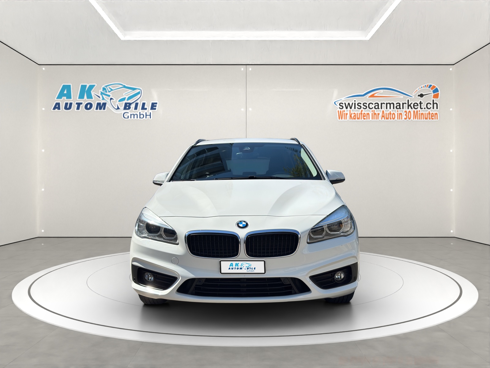 BMW 218d xDrive Active Tourer Steptronic-image-2