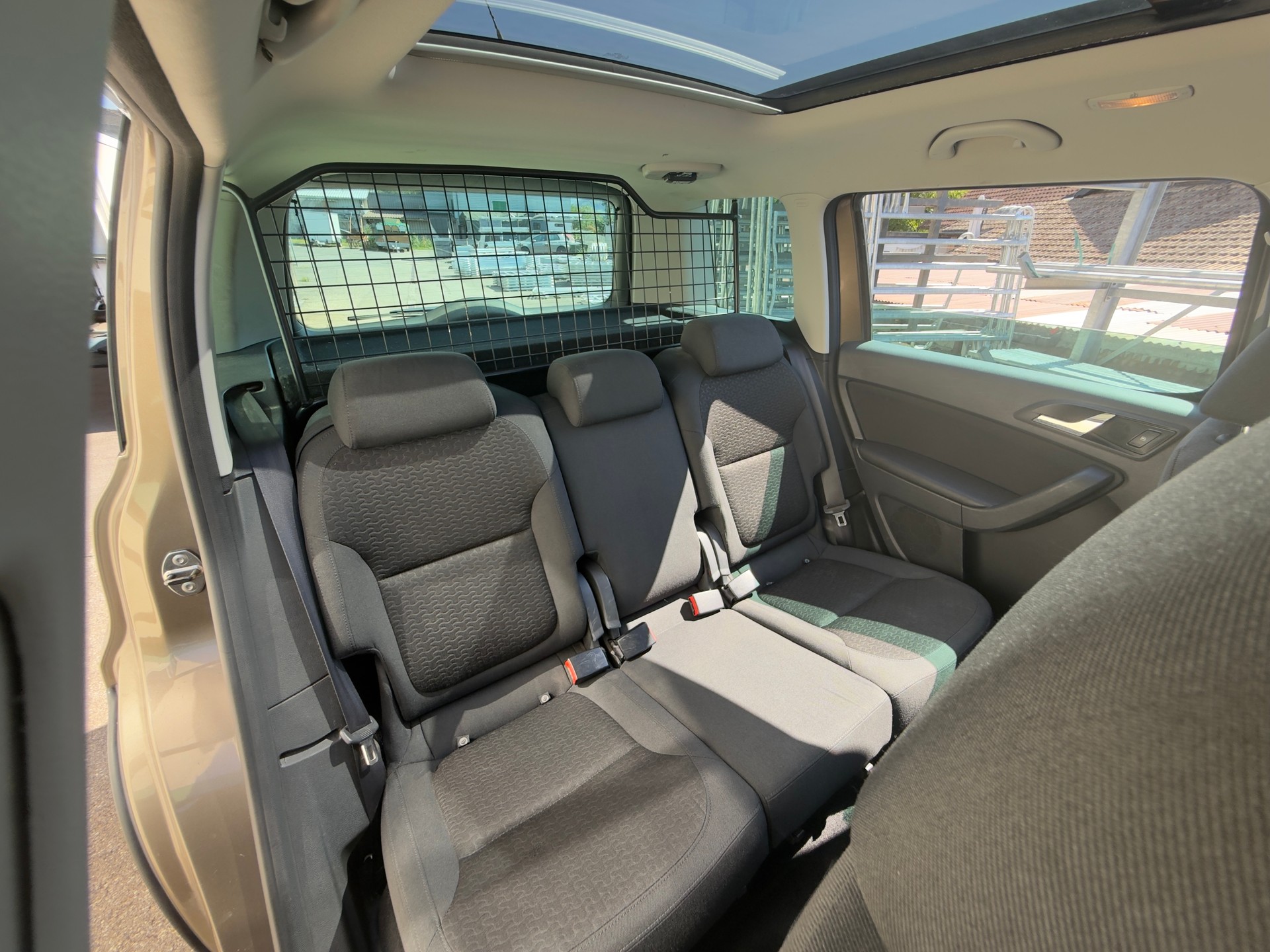 SKODA Yeti 1.8 TSI Entry 4x4-image-6