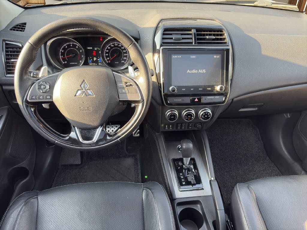 MITSUBISHI ASX 2.0 MIVEC Diamond 4x4-image-9