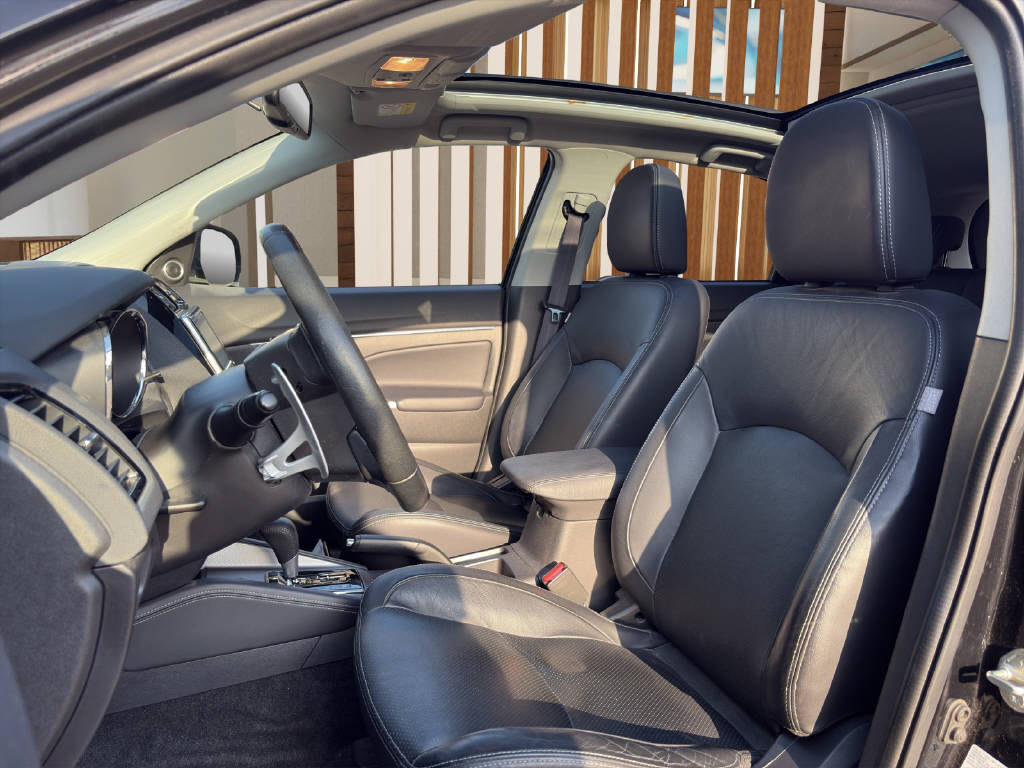 MITSUBISHI ASX 2.0 MIVEC Diamond 4x4-image-8