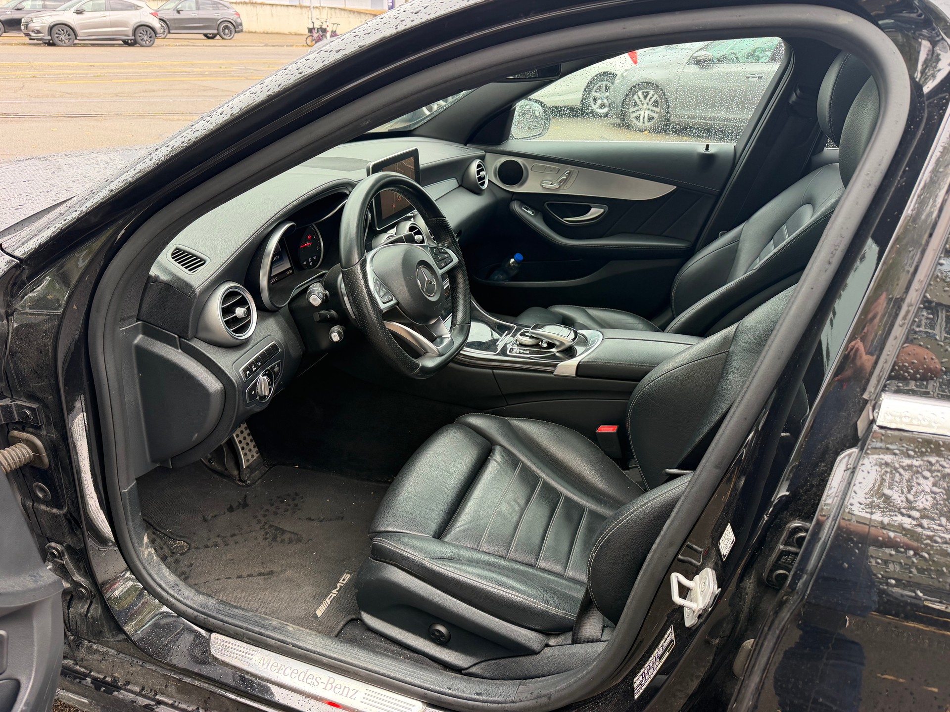 MERCEDES-BENZ C 250 BlueTEC AMG Line 7G-Tronic-image-13