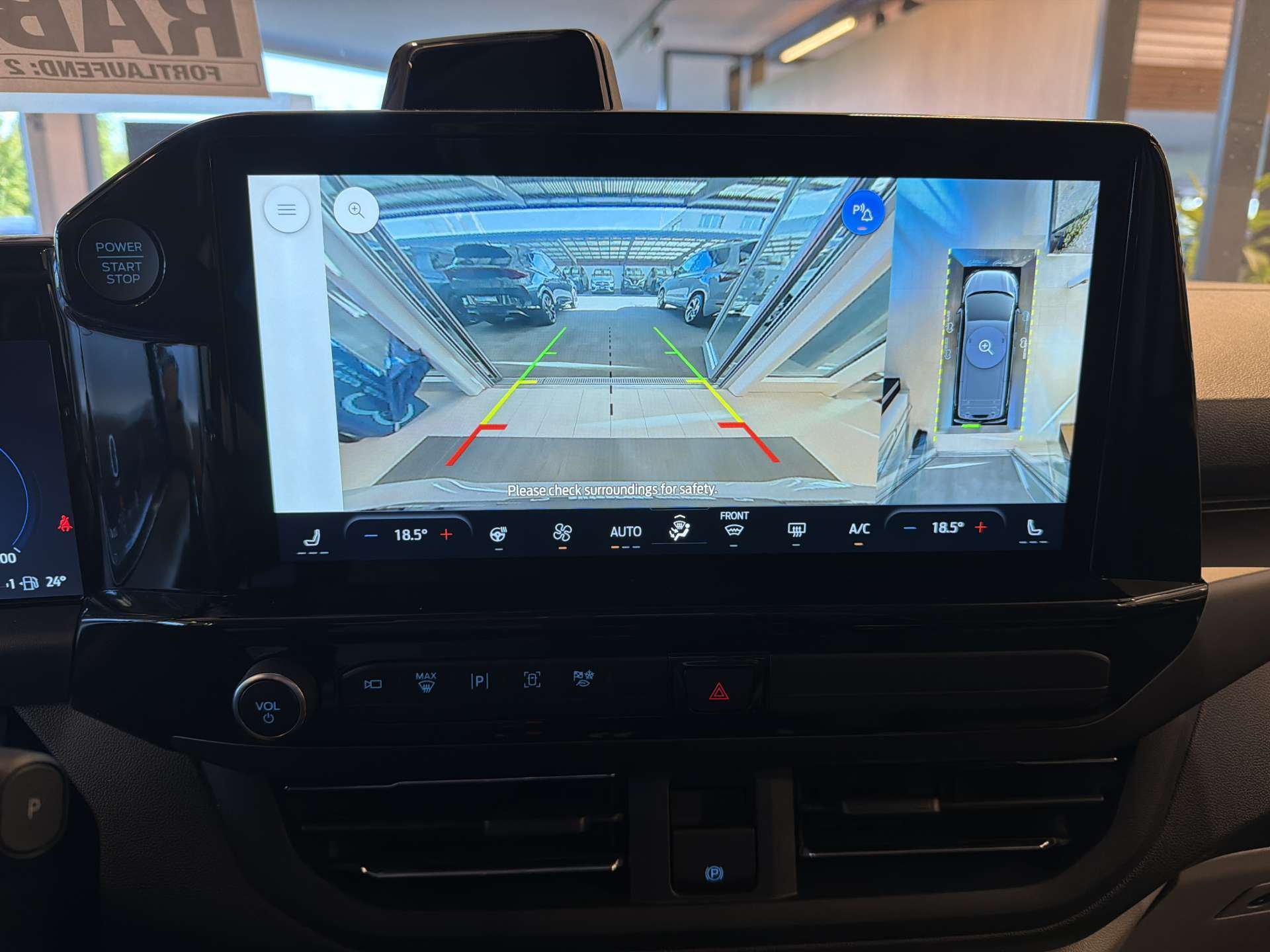 FORD Tourneo Custom 320 L1H1 Titanium 8-Plätzer Automat-image-9