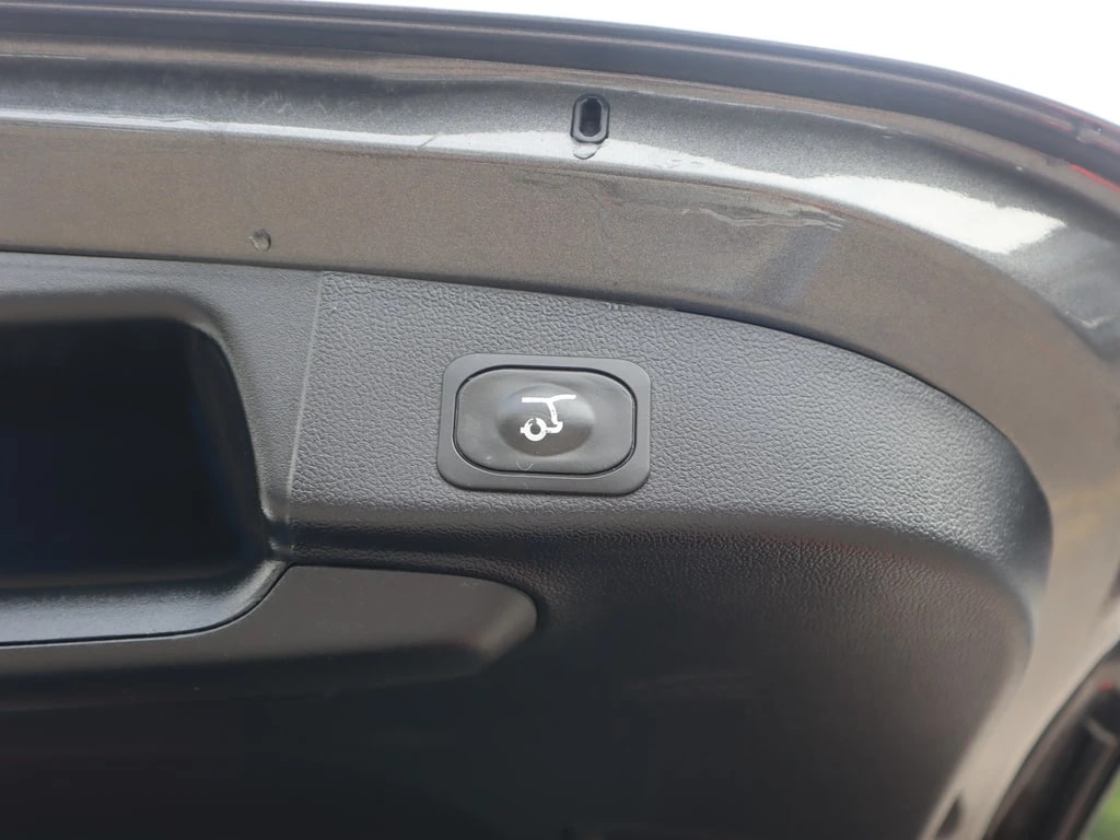 FORD Focus 1.0 SCTi Vignale Automatic ** Neues Modell **Voll-Leder Ausstattung ** Cockpit ** Gr-Navi mit RF-Kamera **-image-7