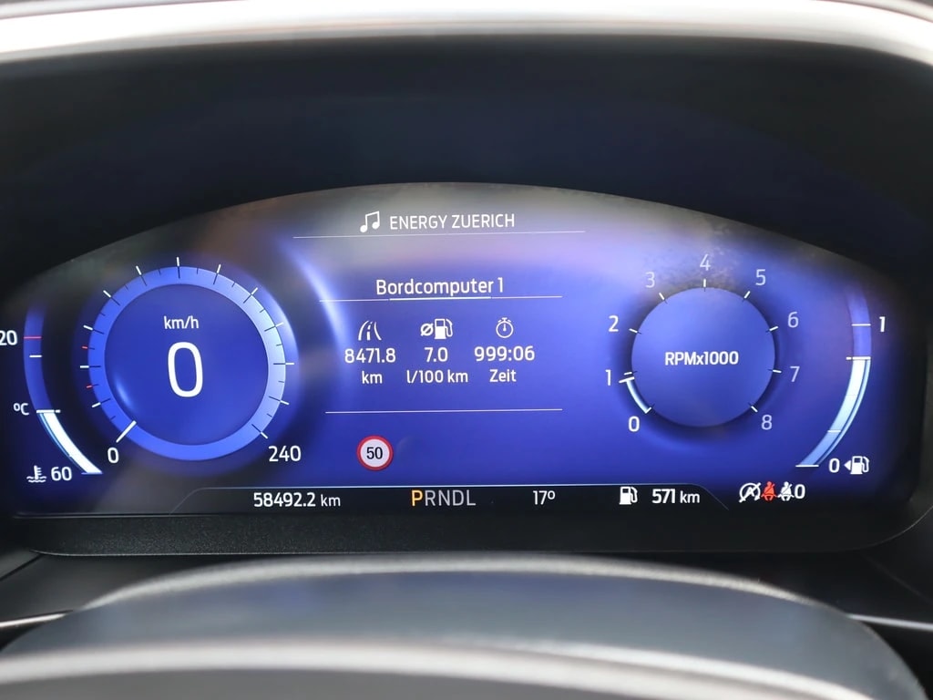 FORD Focus 1.0 SCTi Vignale Automatic ** Neues Modell **Voll-Leder Ausstattung ** Cockpit ** Gr-Navi mit RF-Kamera **-image-8