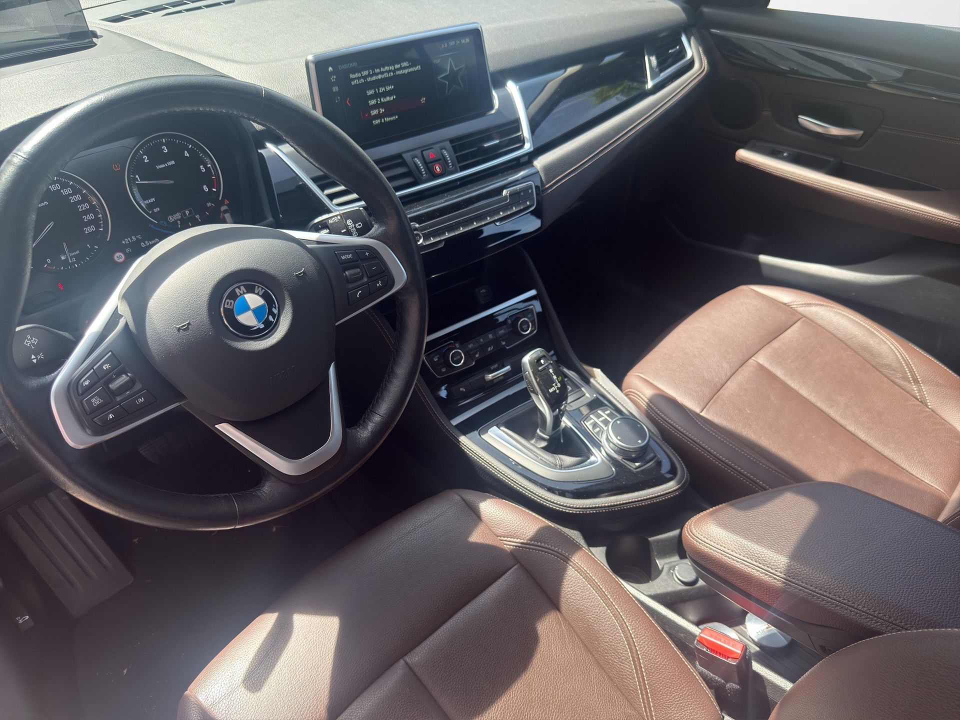BMW 220d xDrive Gran Tourer Steptronic-image-9