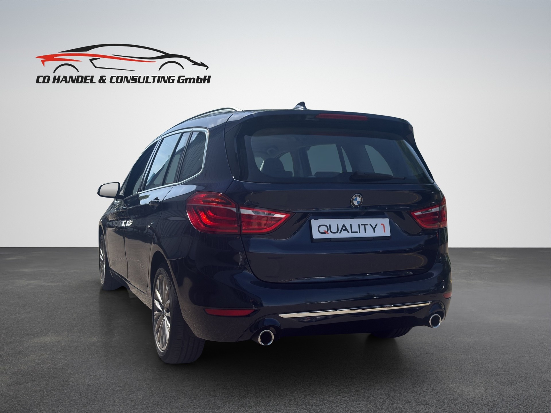 BMW 220d xDrive Gran Tourer Steptronic-image-3