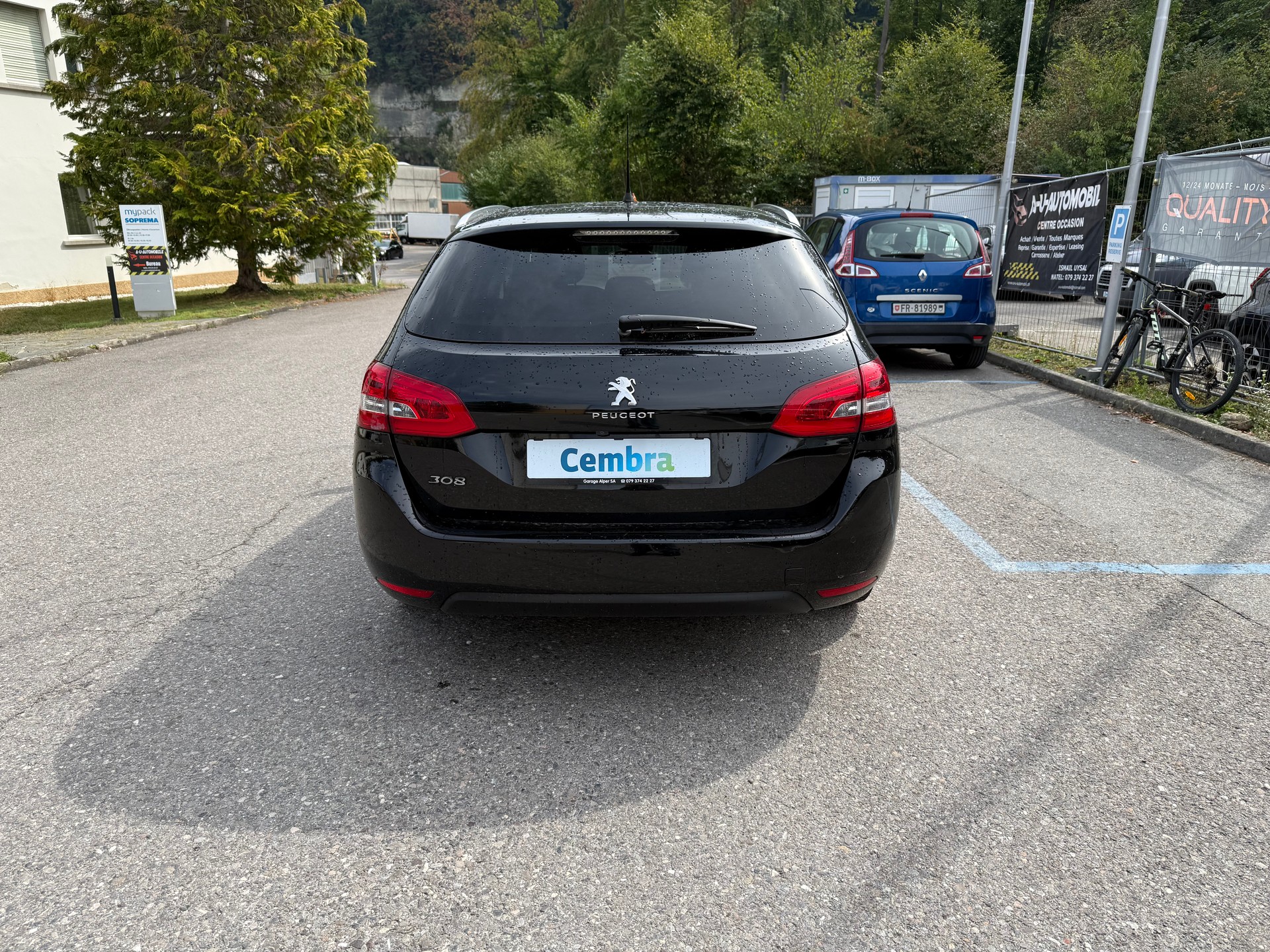 PEUGEOT 308 SW 1.2 THP Active Automatic-image-3