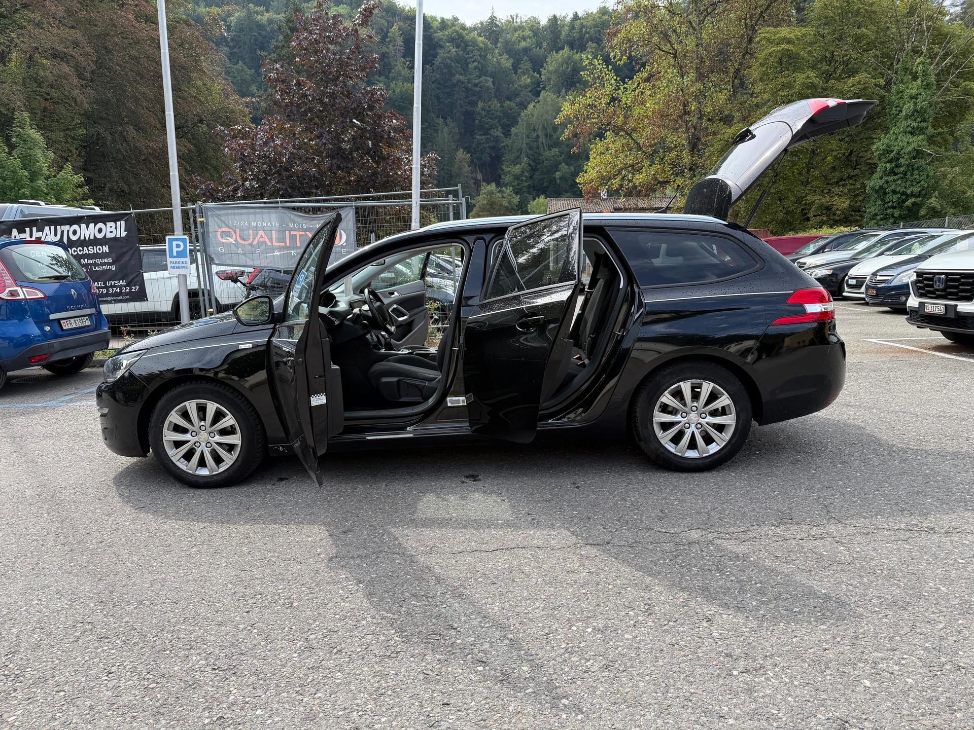 PEUGEOT 308 SW 1.2 THP Active Automatic-image-15