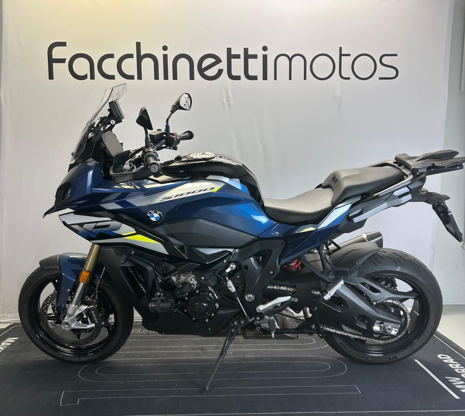 BMW S 1000 XR Sport-showroom-element-1