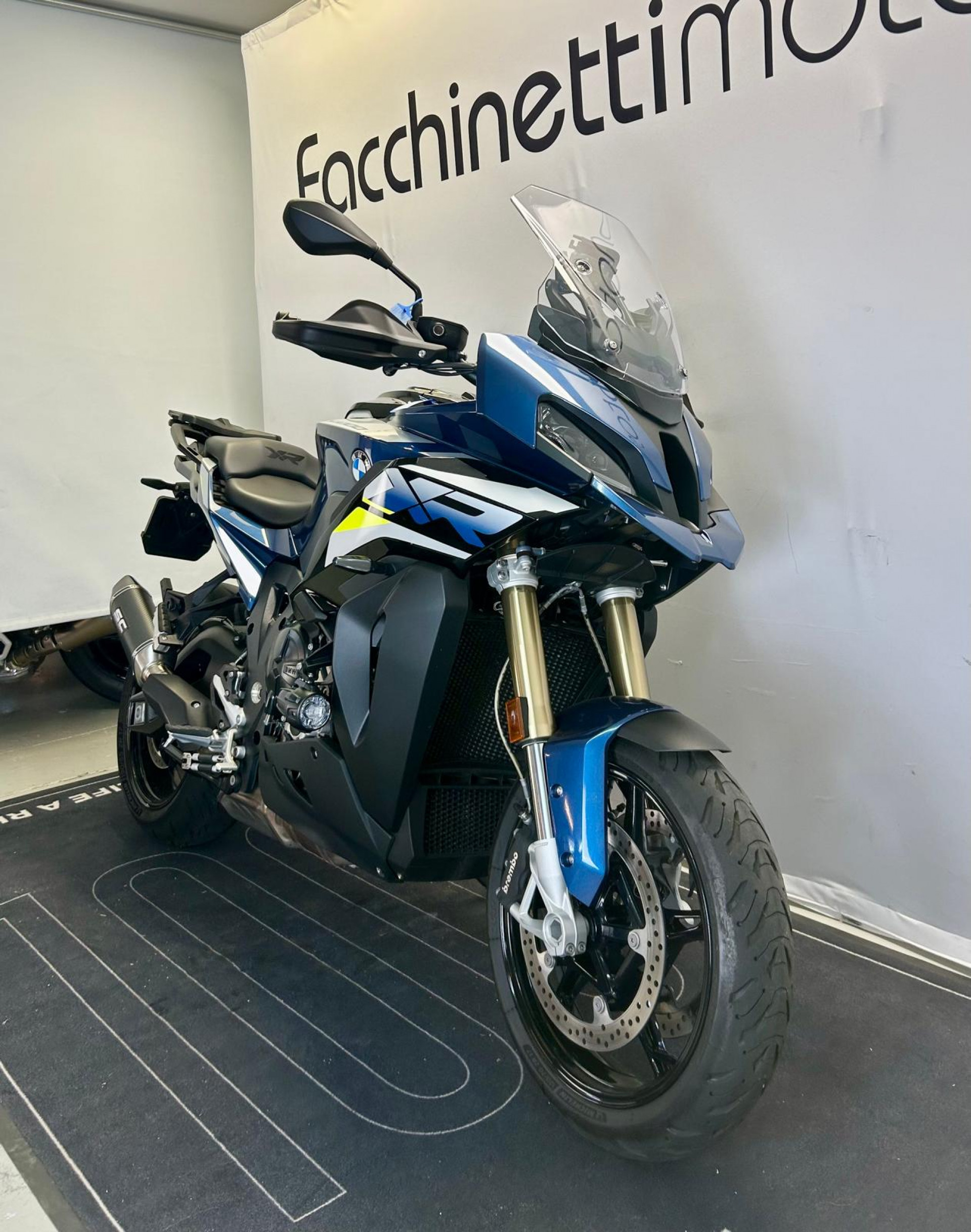 BMW S 1000 XR Sport-showroom-element-3