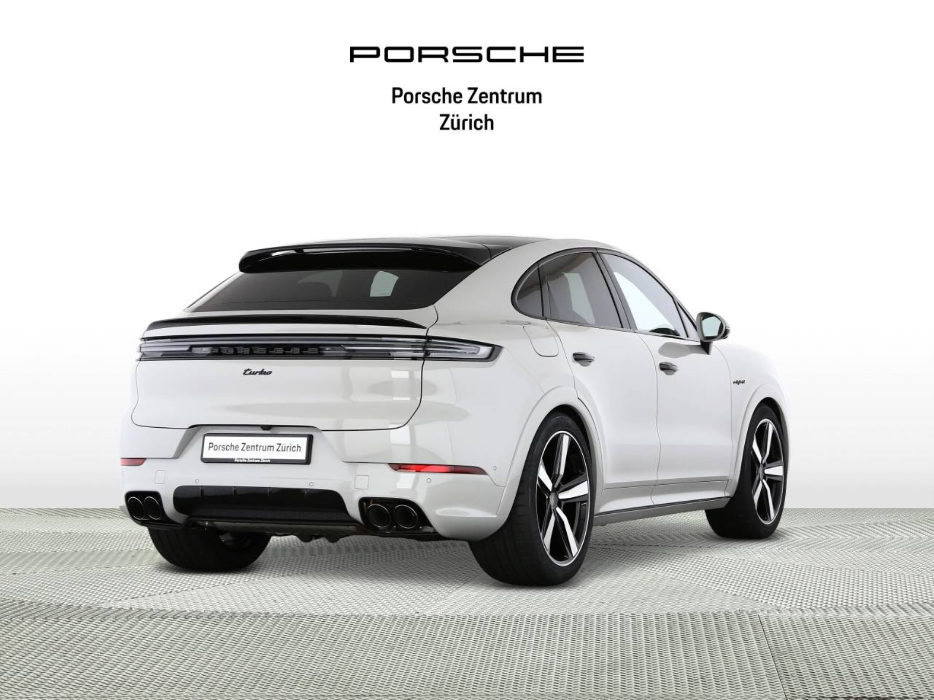 PORSCHE Cayenne Turbo E-Hybrid Coupé-image-2