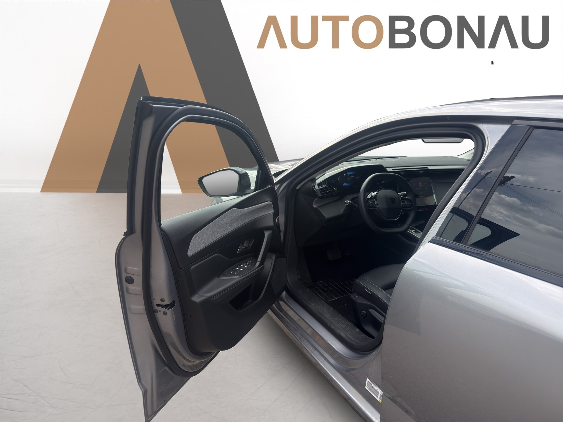 PEUGEOT 308 SW 1.2 PureTech Allure-image-9
