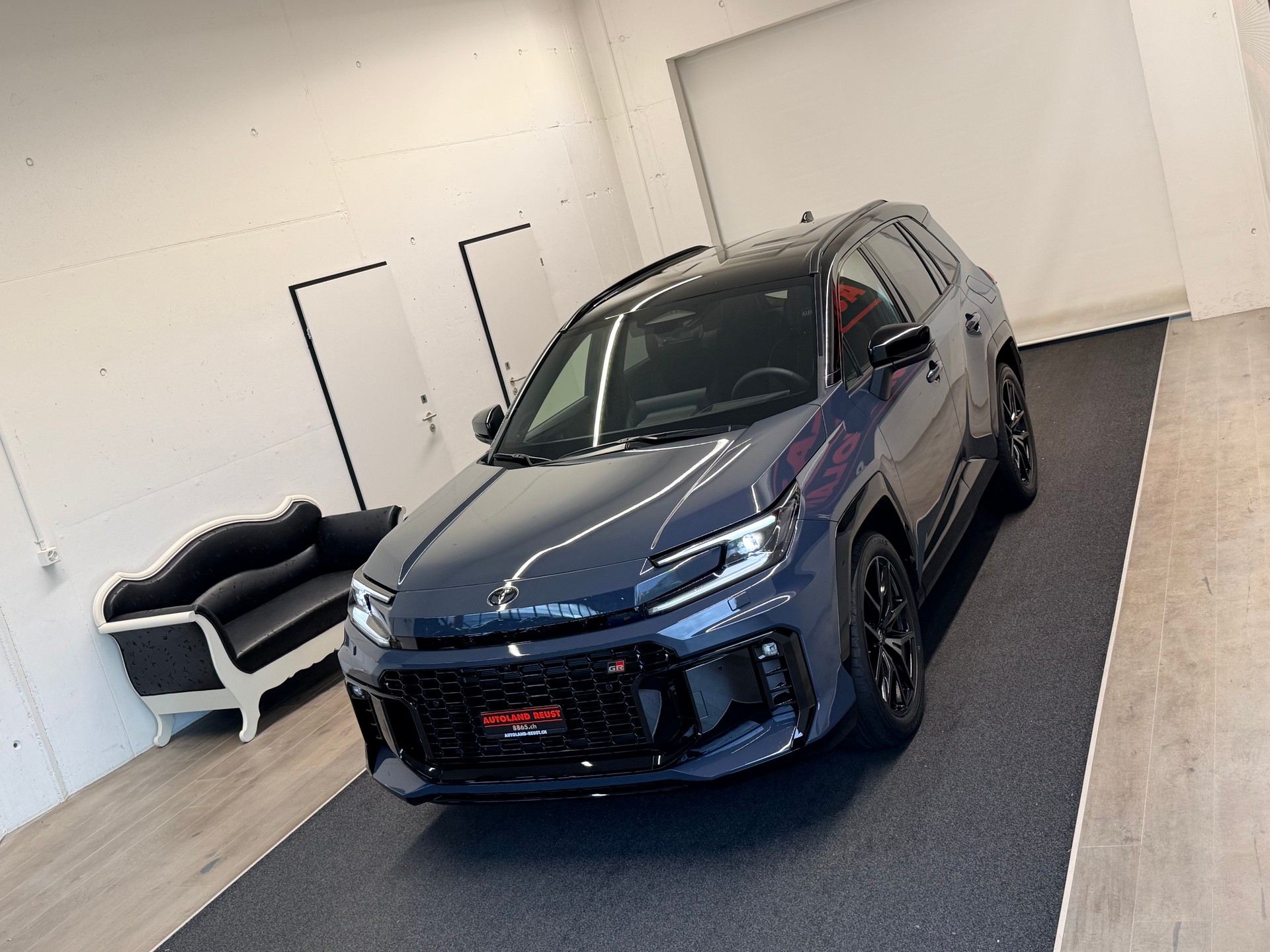 TOYOTA RAV-4 2.5 HSD GR Sport e-CVT 4WD-showroom-element-3