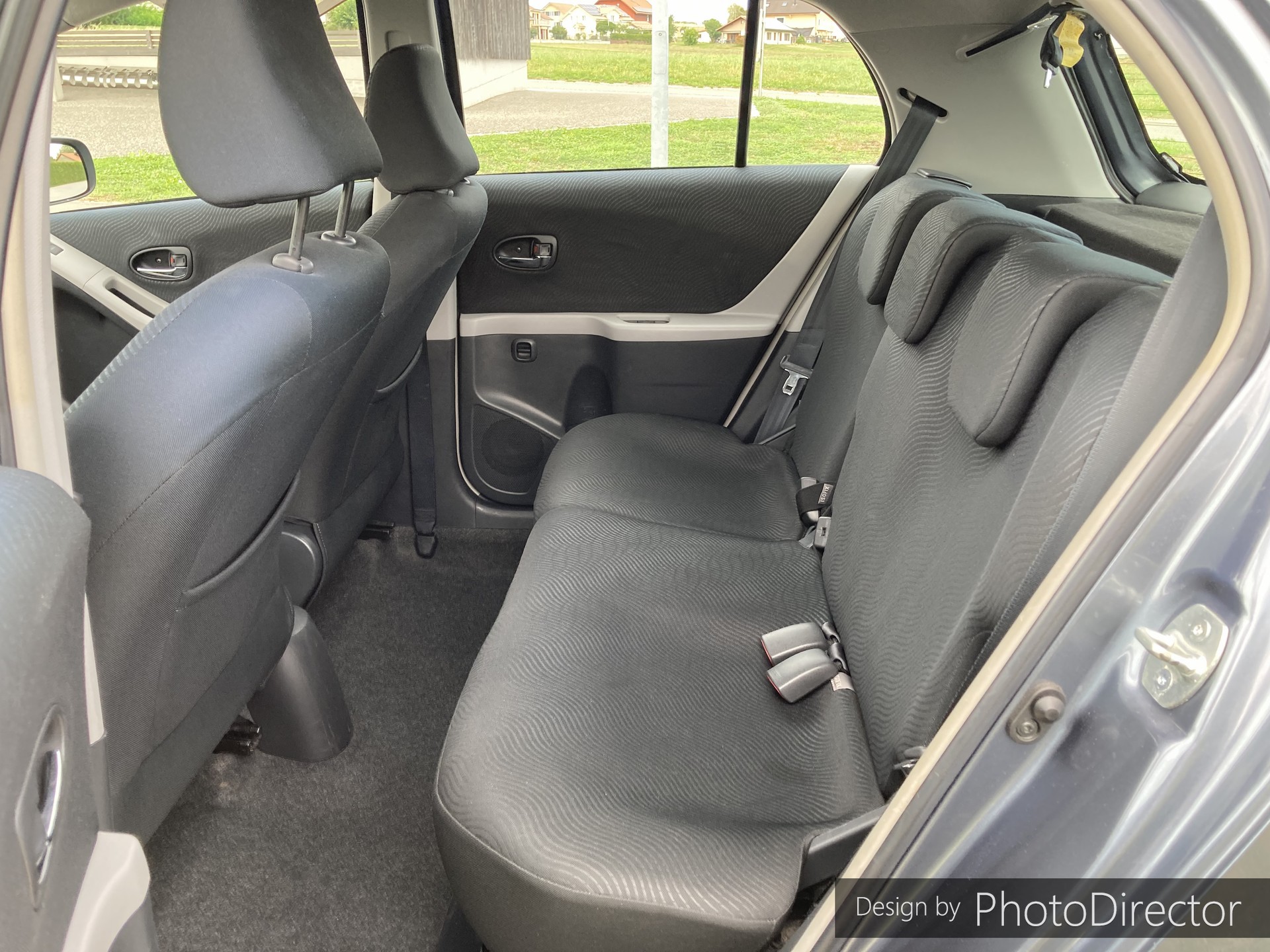 TOYOTA Yaris 1.33 Linea Sol-image-10